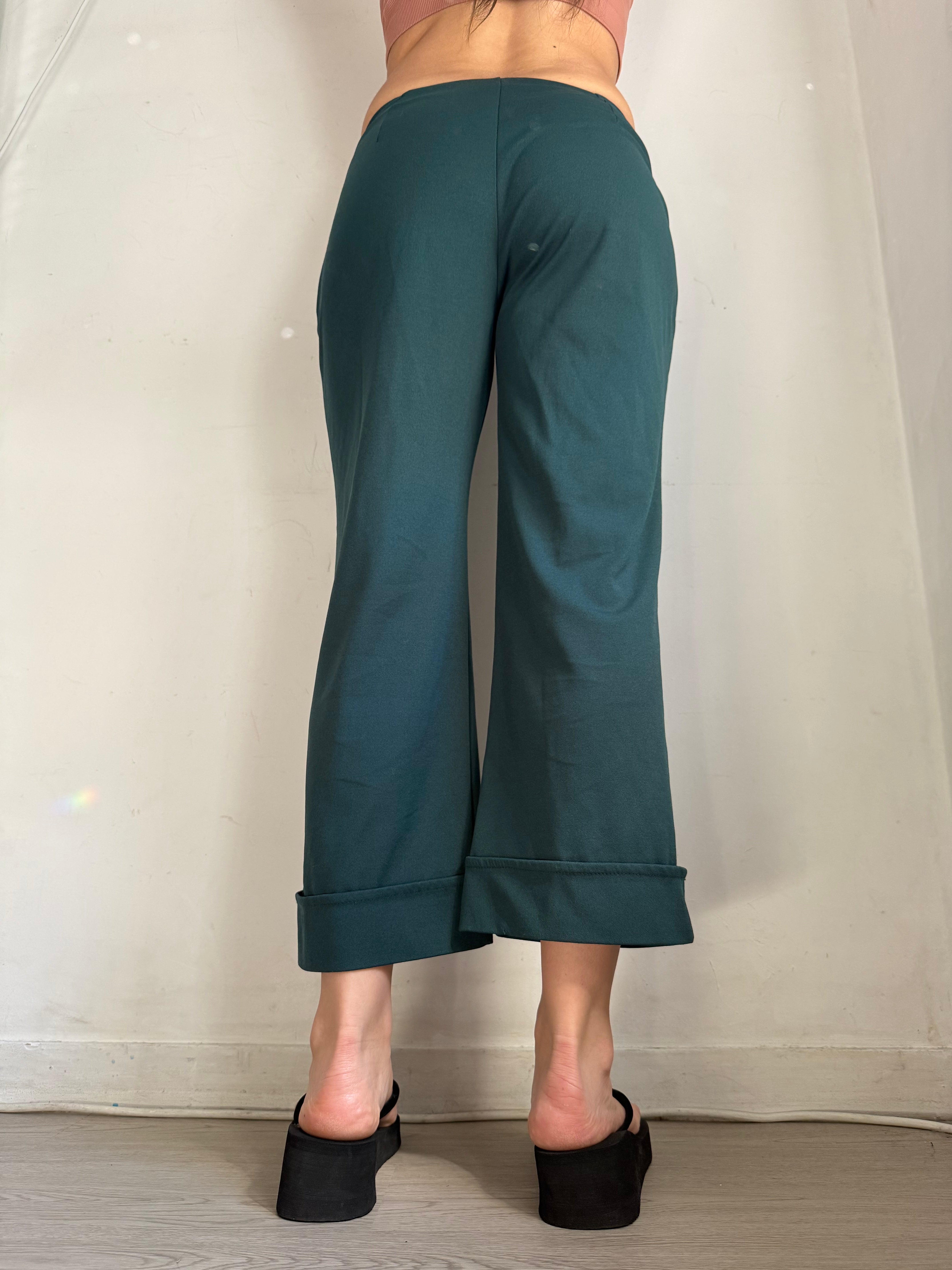 Dark green low waist capri pants (S)