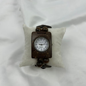 Vintage brown wood bracelet watch jewelry