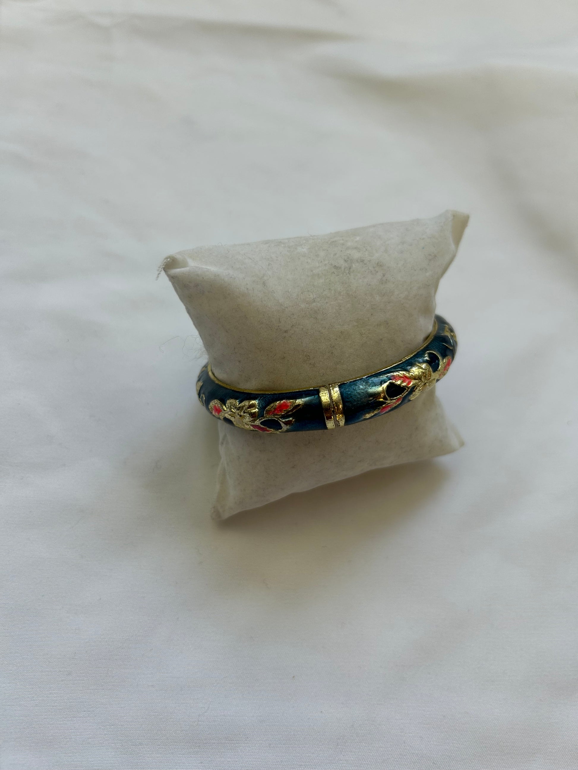 Multicolor bangle bracelet