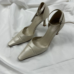 White cream  kitten heels pointed toes 100% real leather shoes (36)