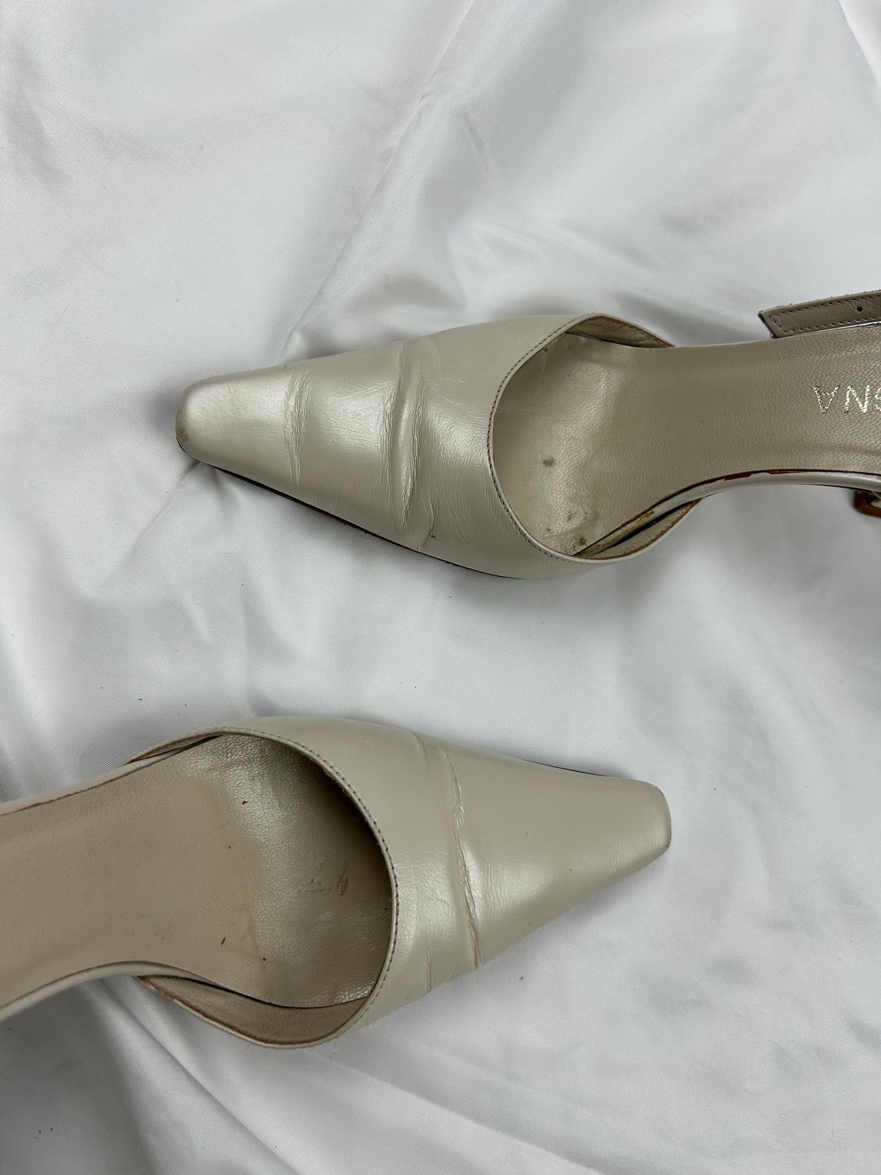 White cream  kitten heels pointed toes 100% real leather shoes (36)