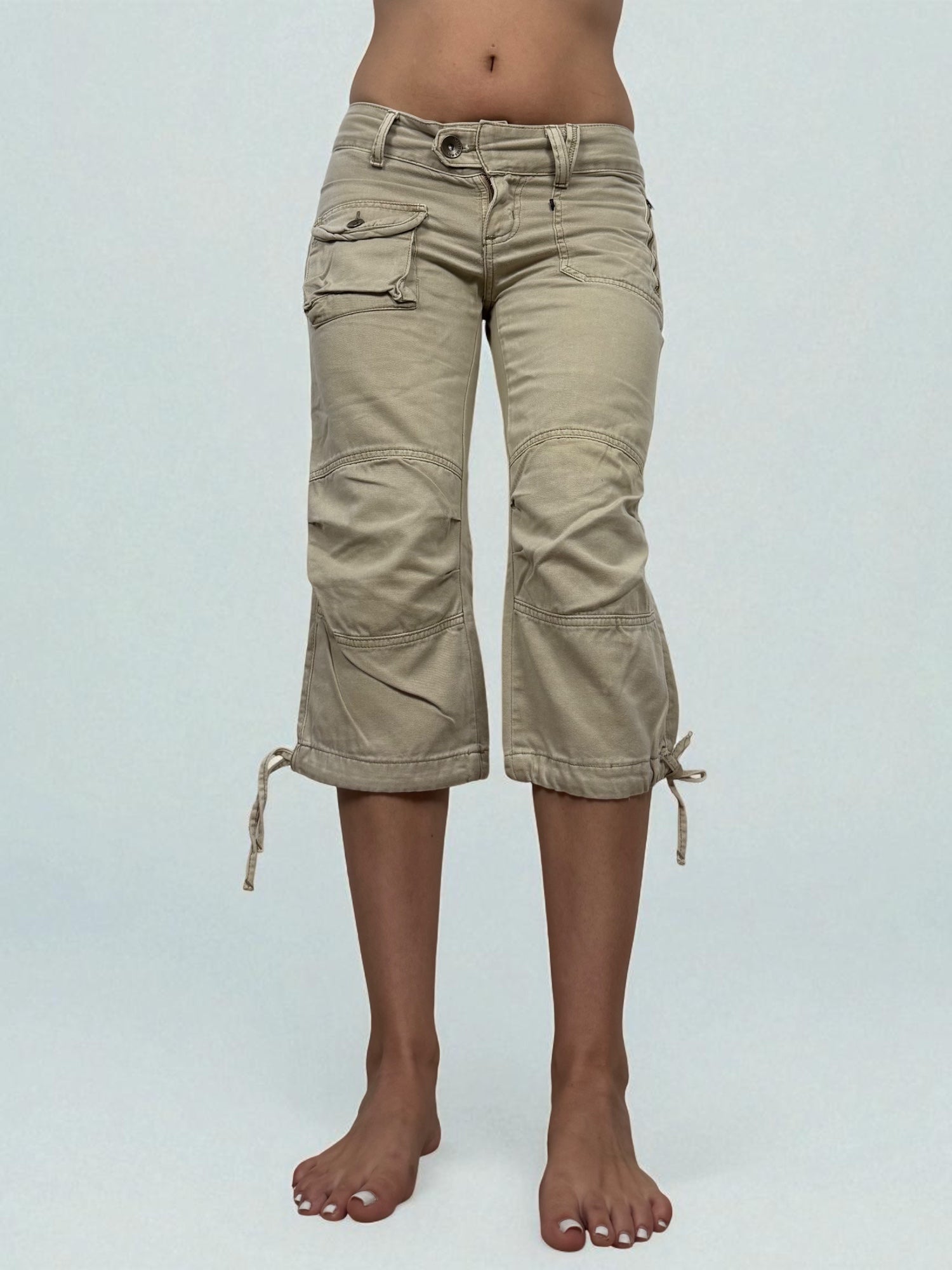 Beige cotton low rise utility capri pants (S)