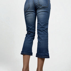 Blue denim low rise capri pants (M)