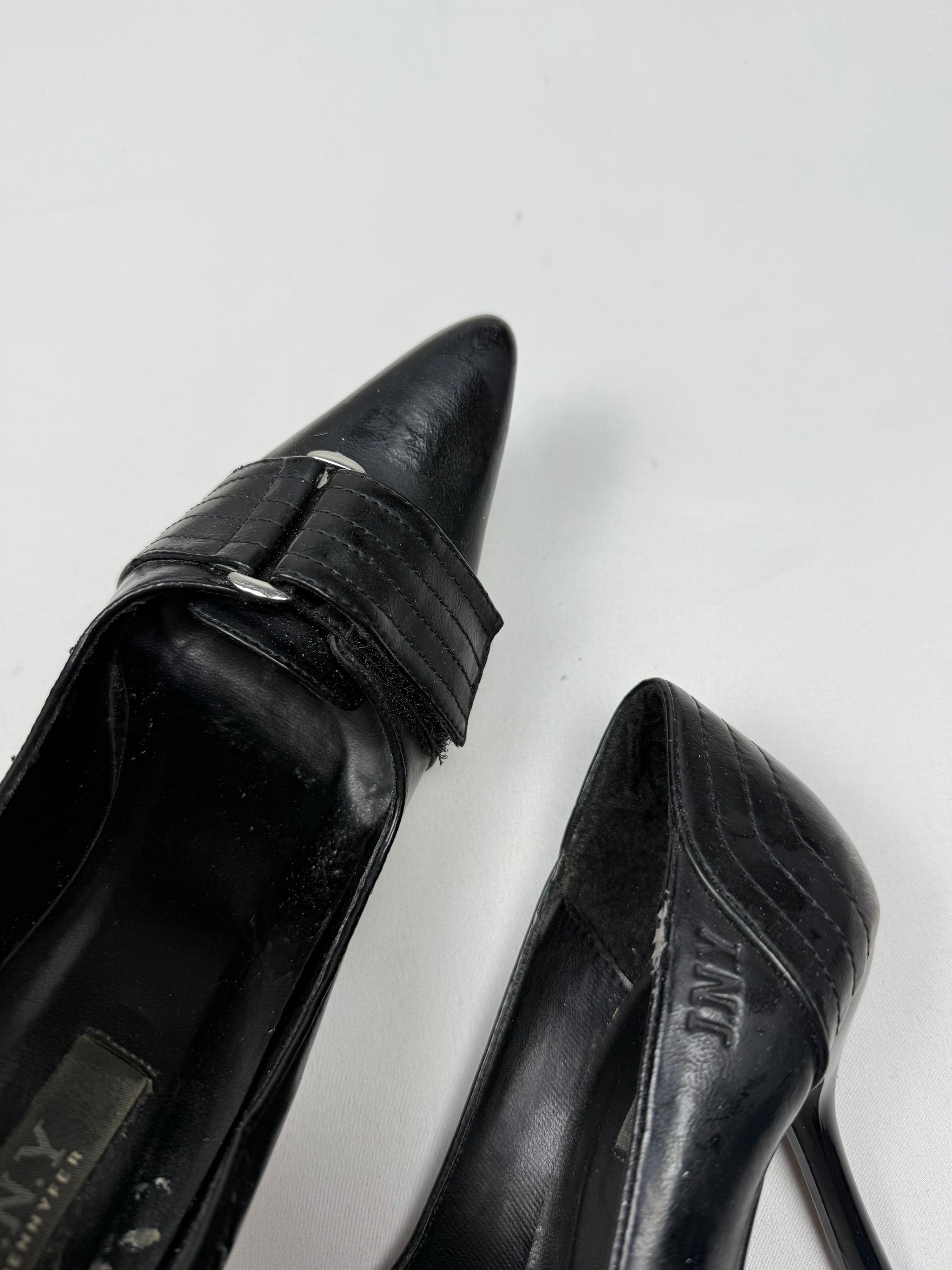 Black buckle belt pointed toes heels (38)