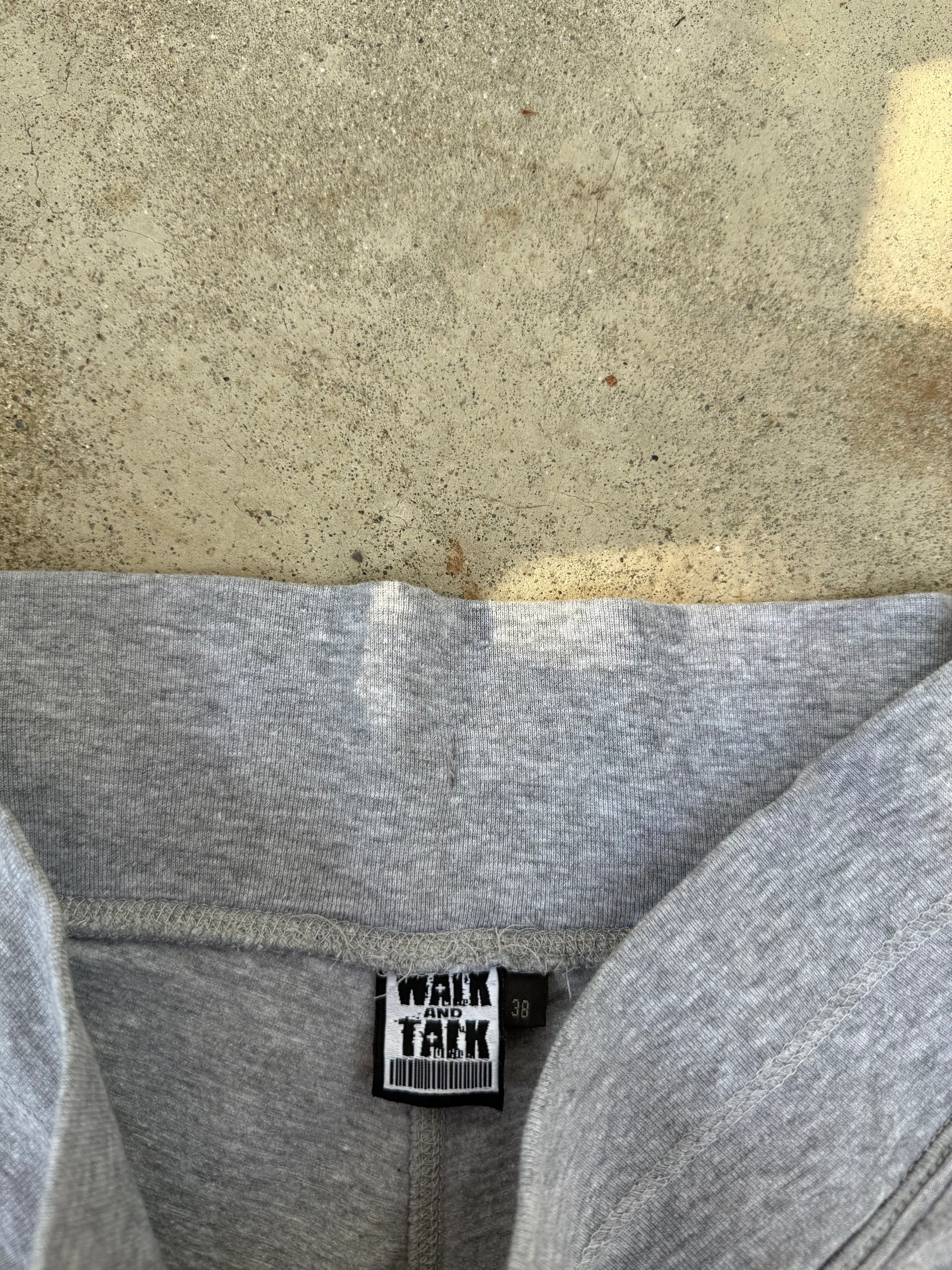 Grey activewear low rise mini short (S)