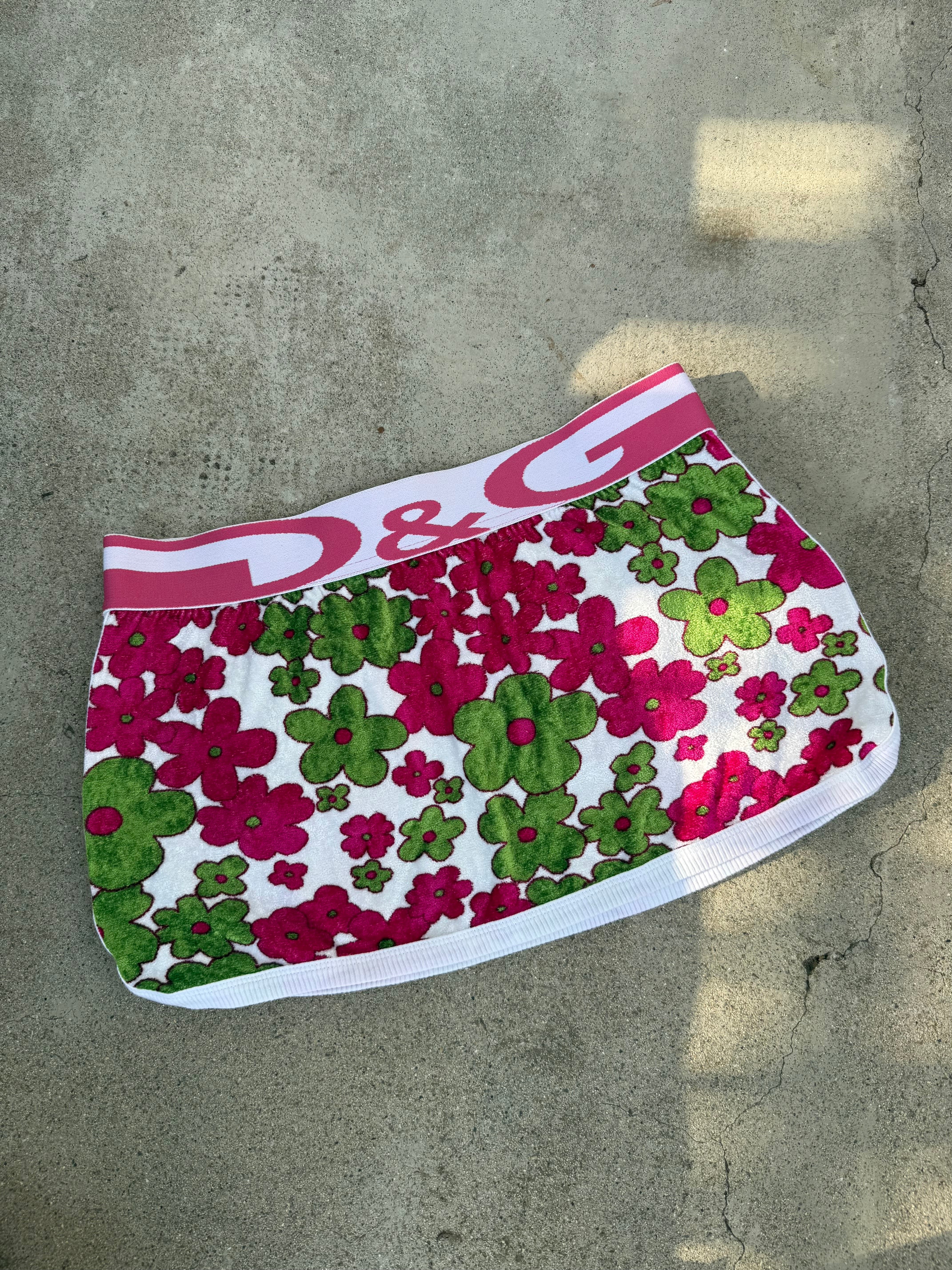 Multicolor velvet floral low rise mini skirt (S)