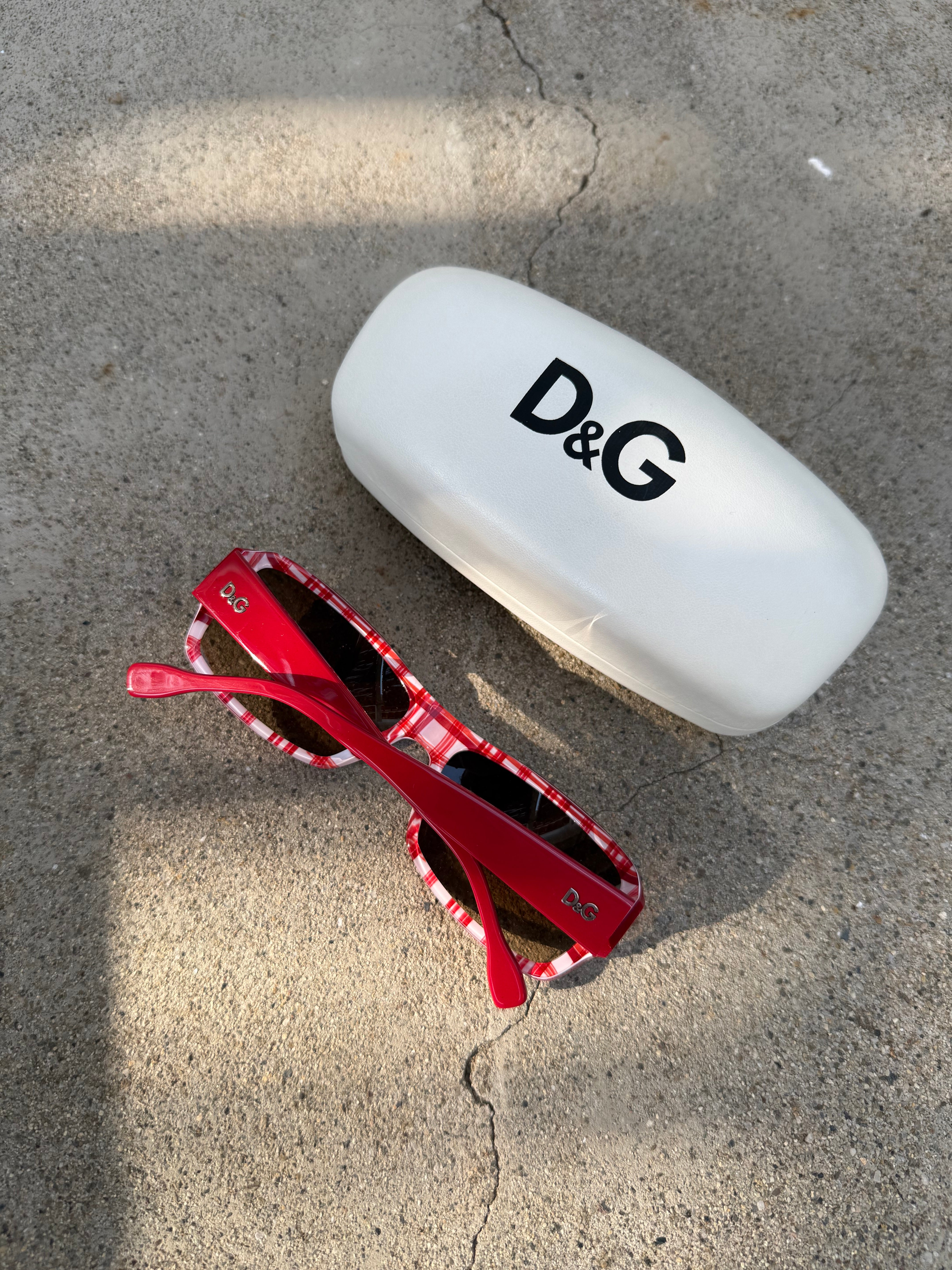 Red check print sunglasses