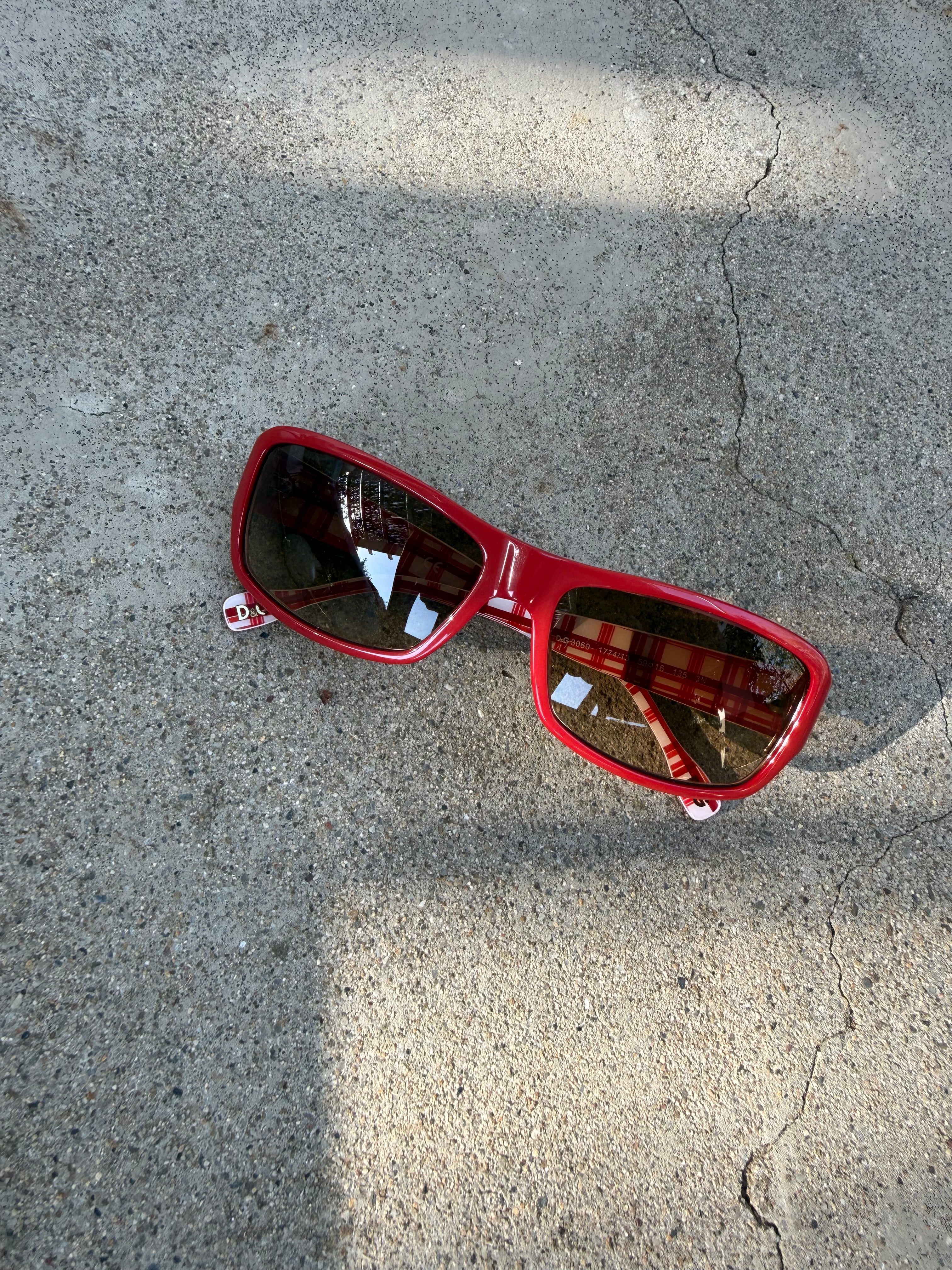 Red check print sunglasses