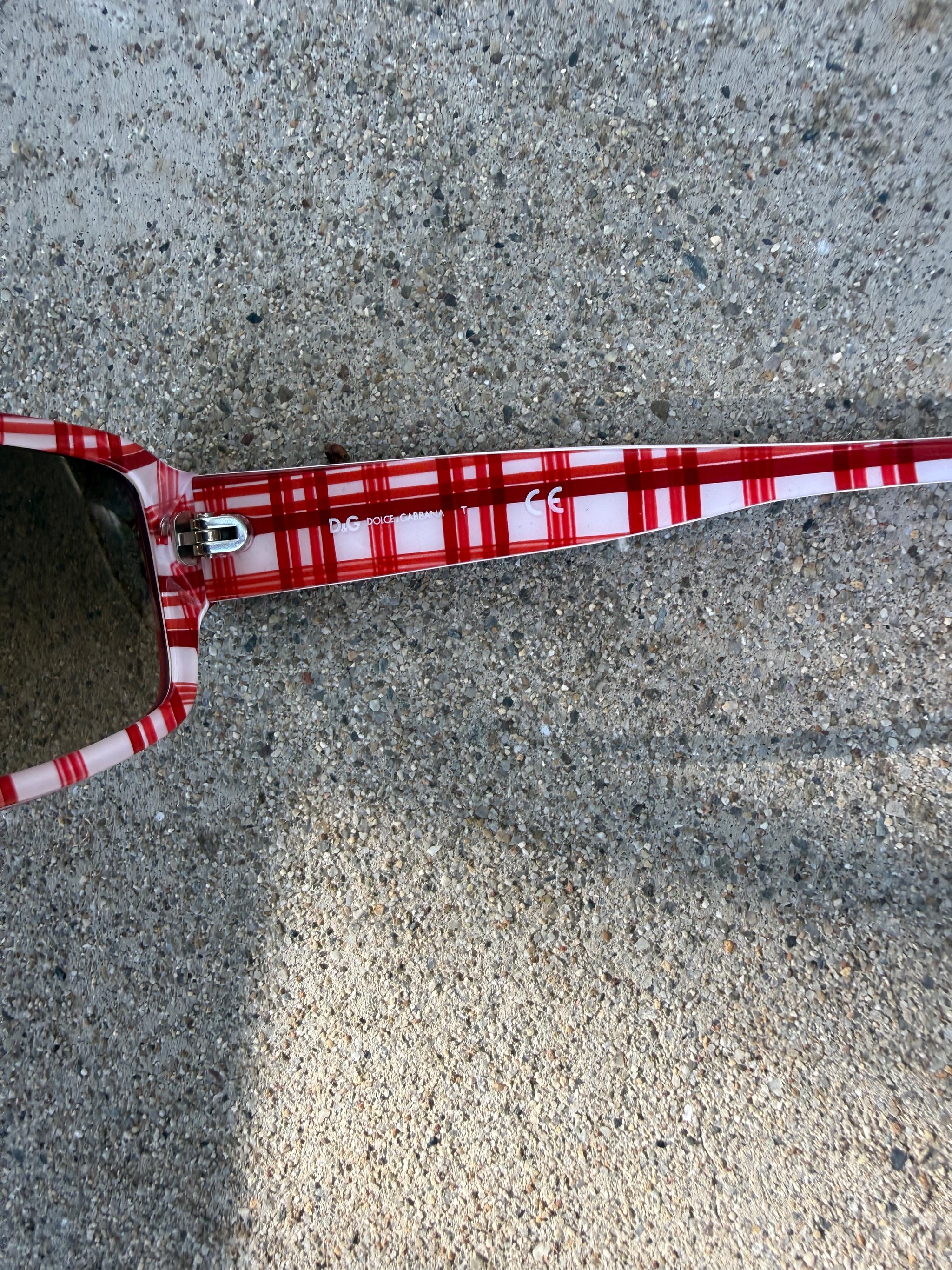 Red check print sunglasses