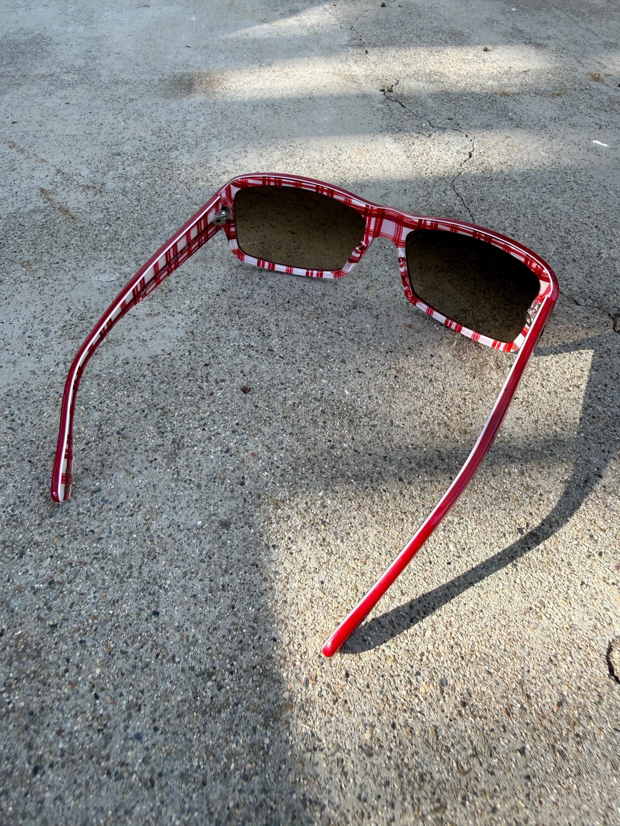 Red check print sunglasses