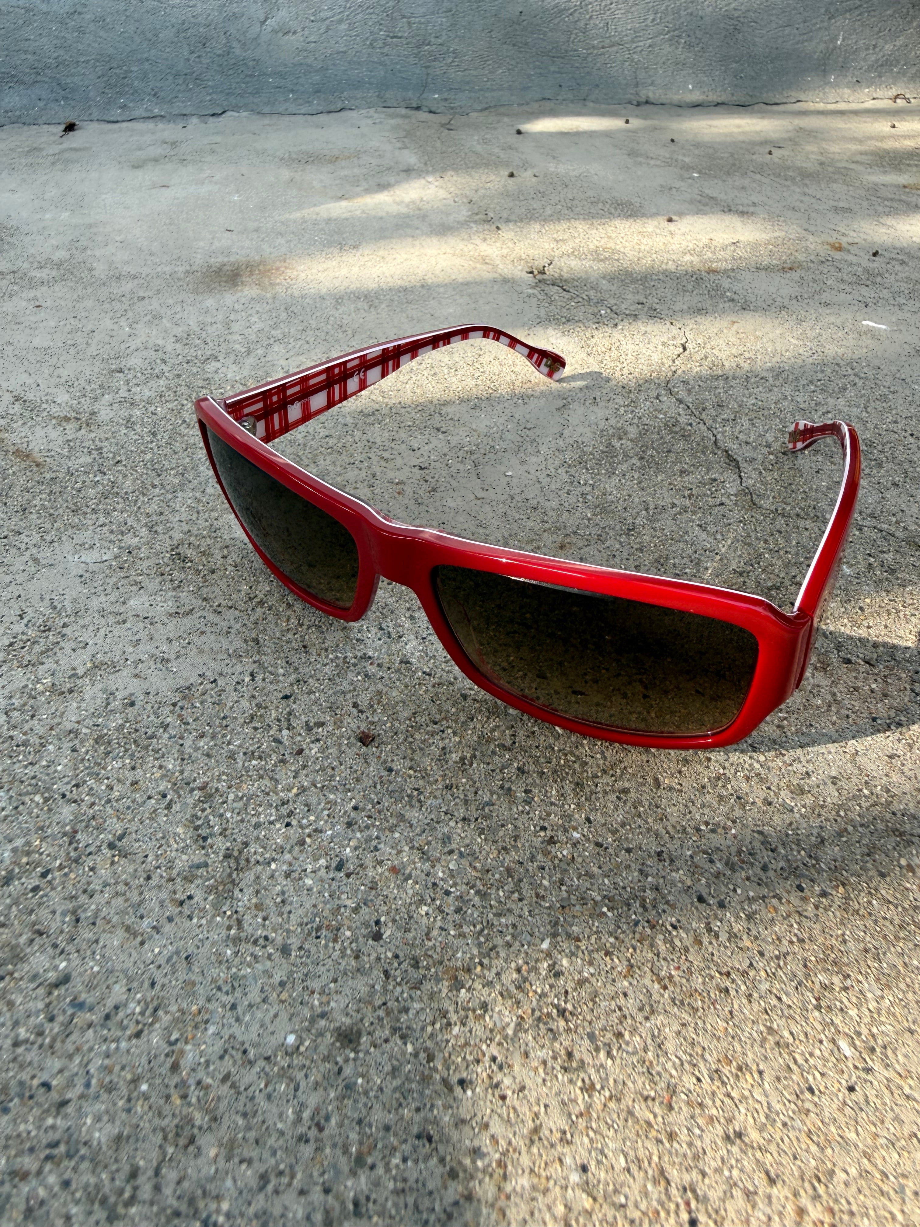 Red check print sunglasses