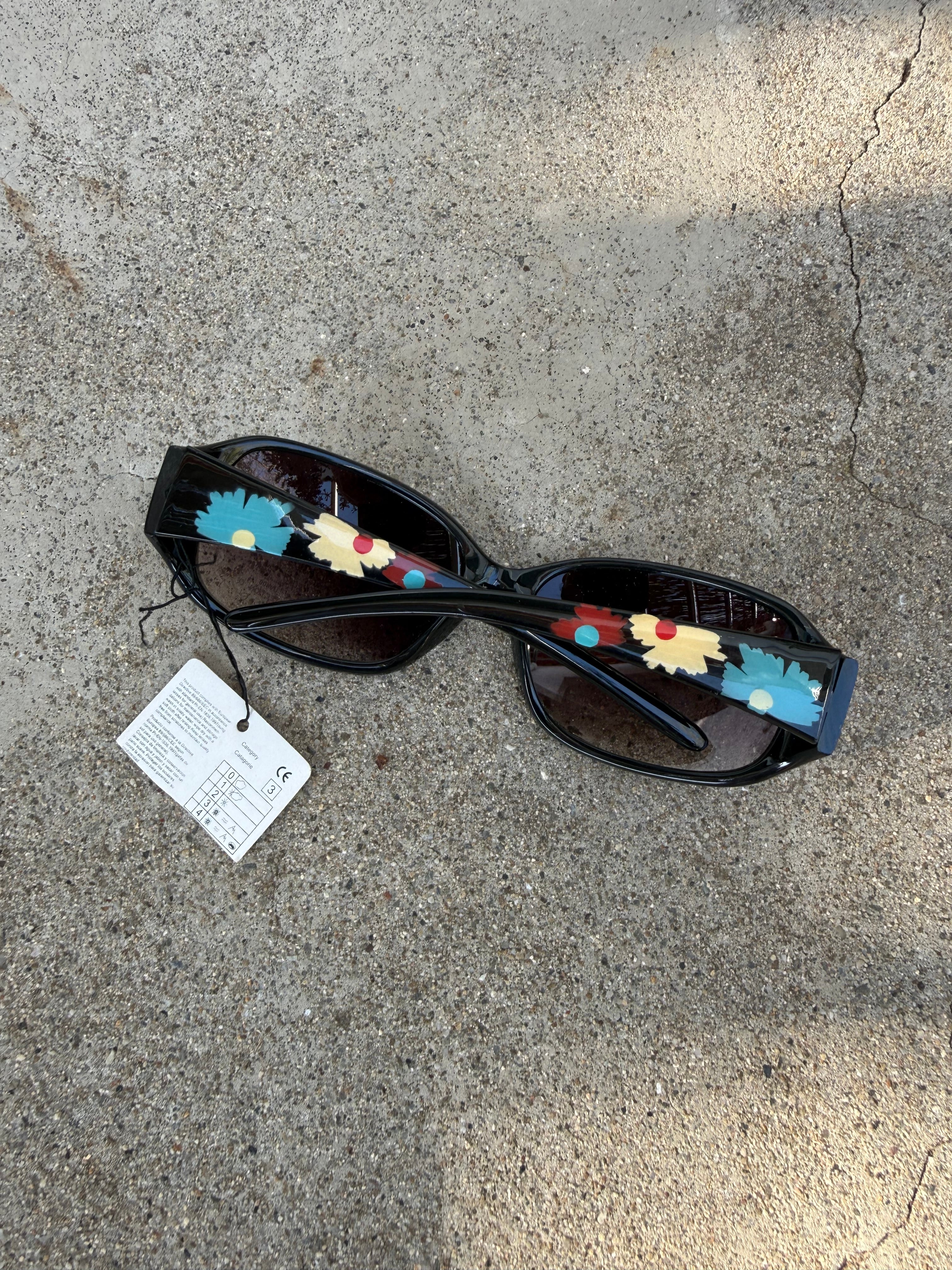 Black floral sunglasses