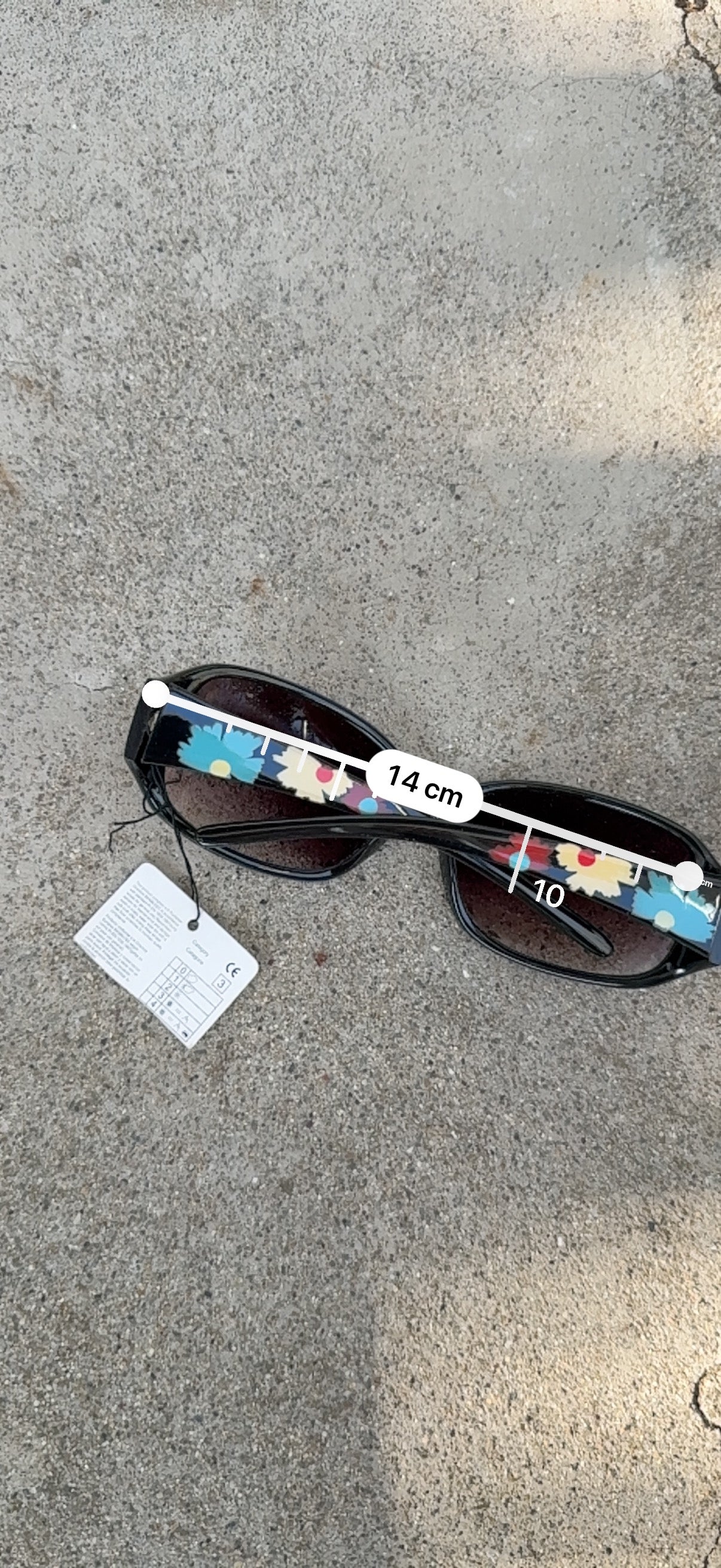 Black floral sunglasses