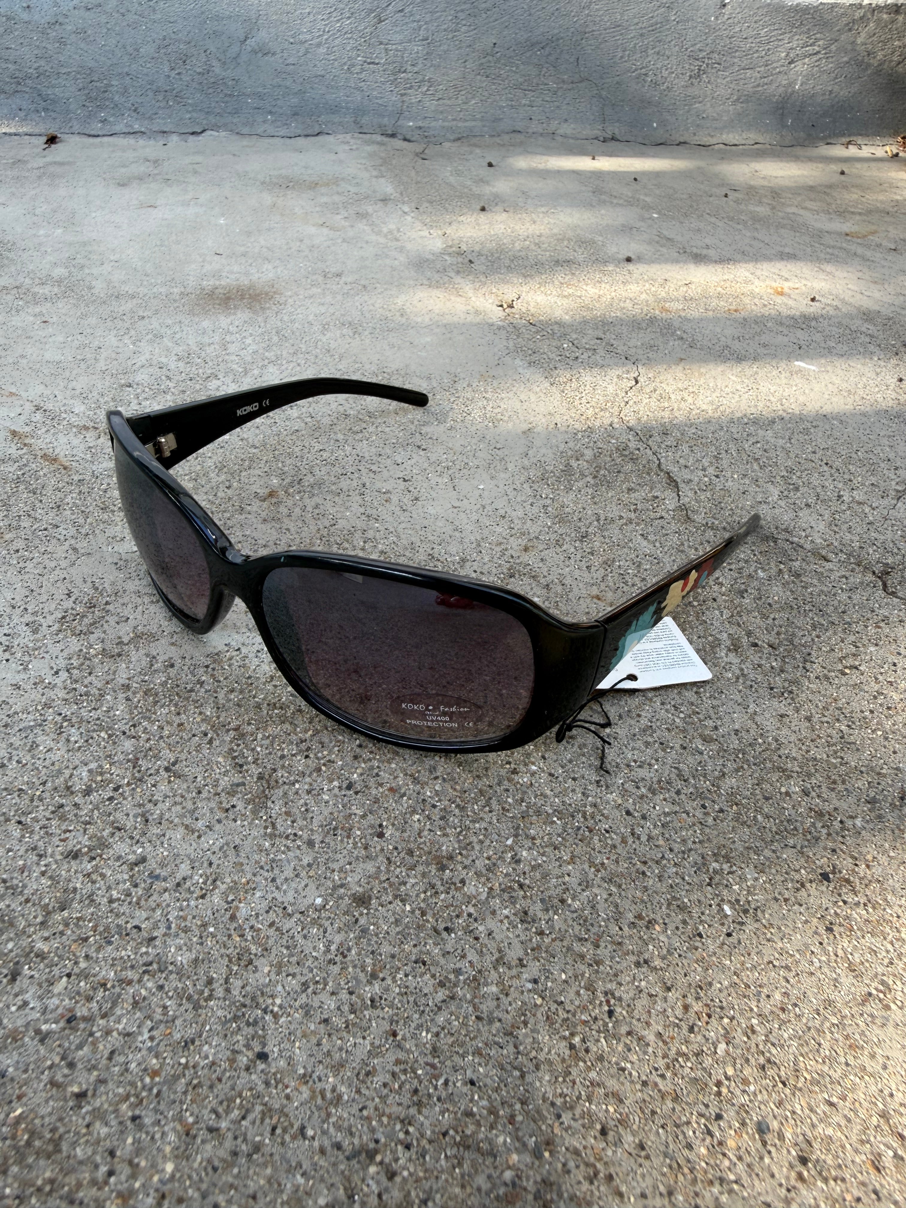 Black floral sunglasses
