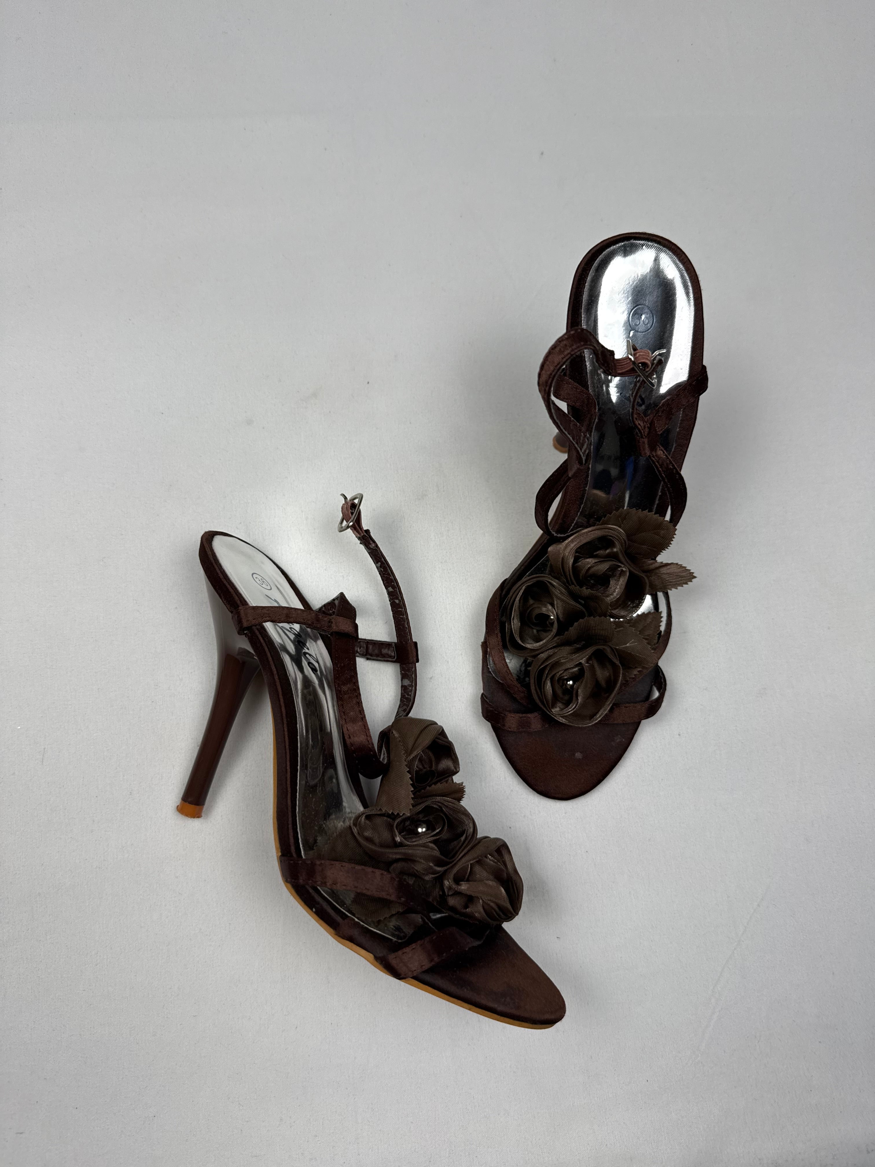Brown flower appliquée heels (36)