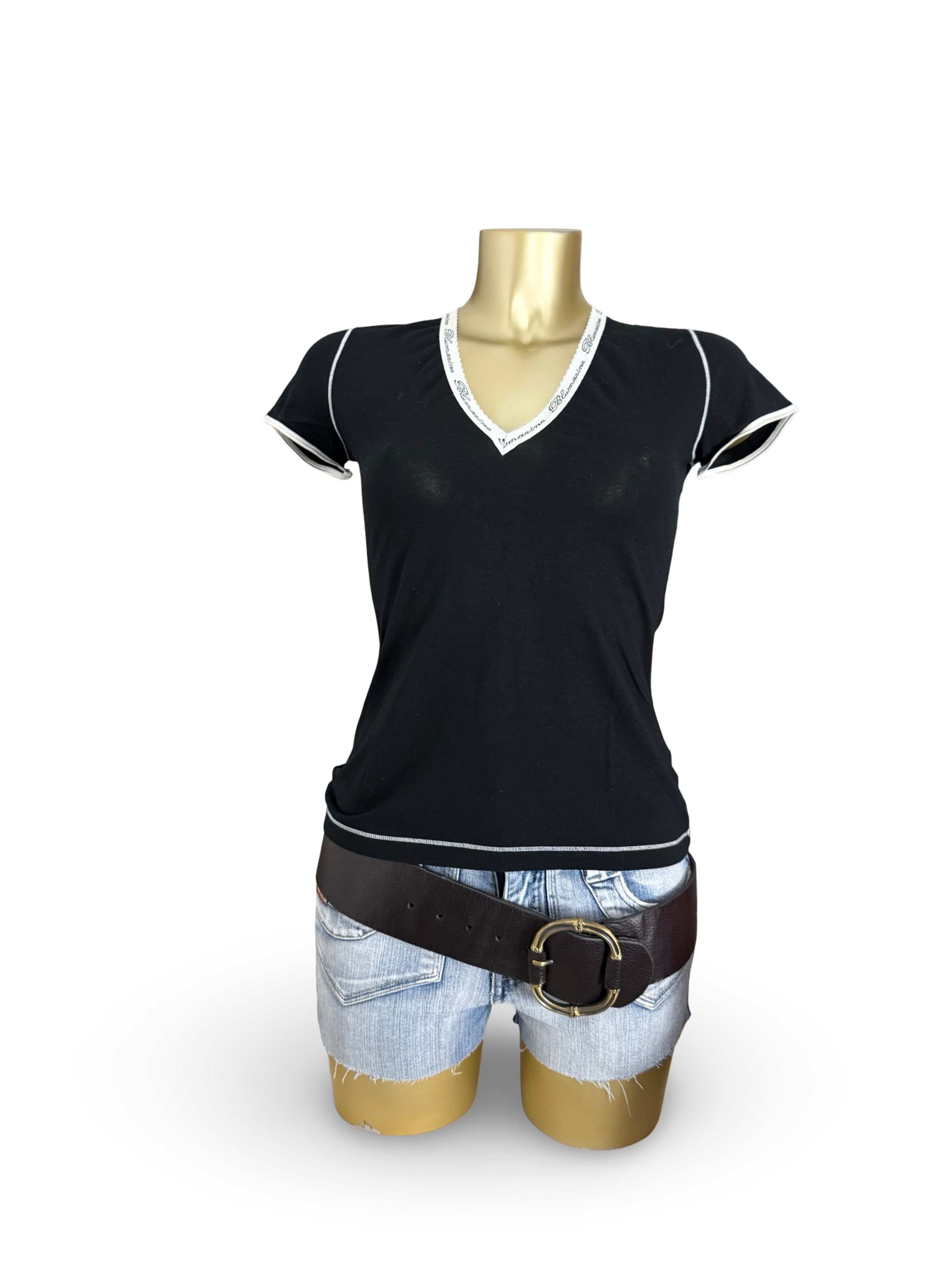 Black V neck tight fit logo tee (M)
