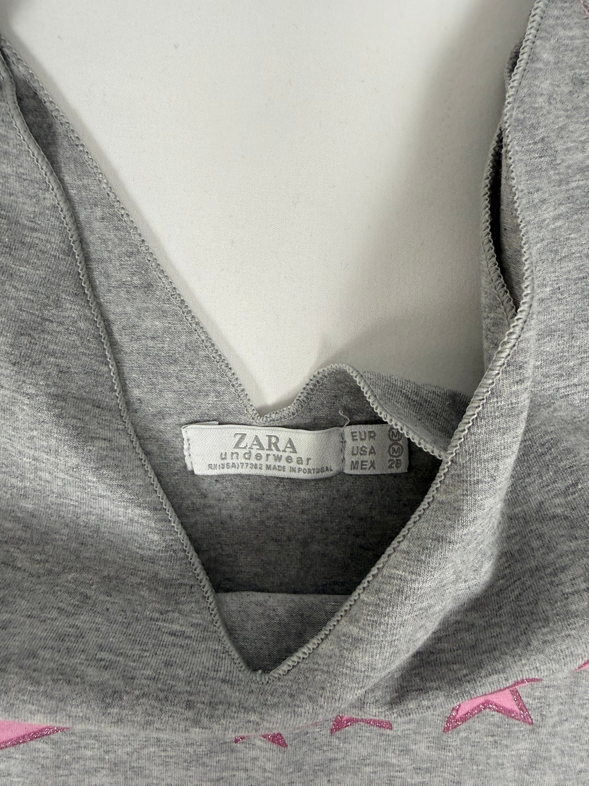 Grey cotton activewear top (M)