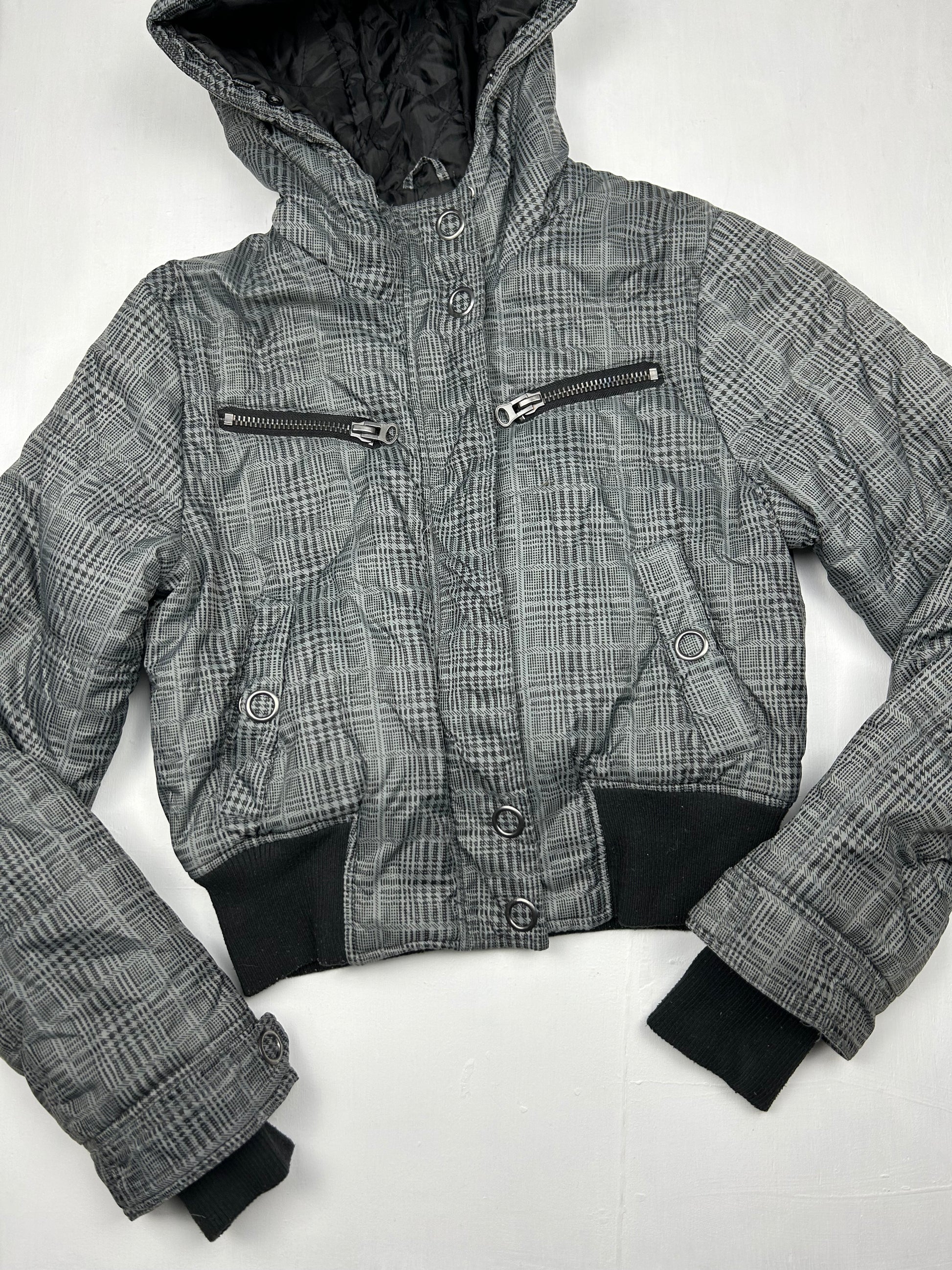Grey crop viral puffer jacket (S)