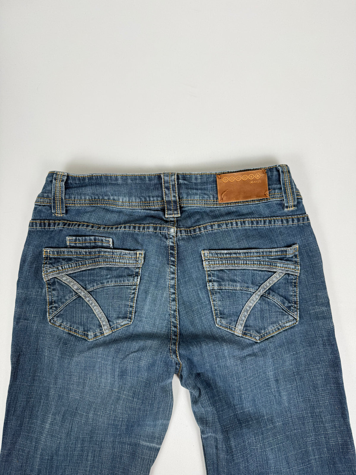 Blue denim low rise capri pants (M)