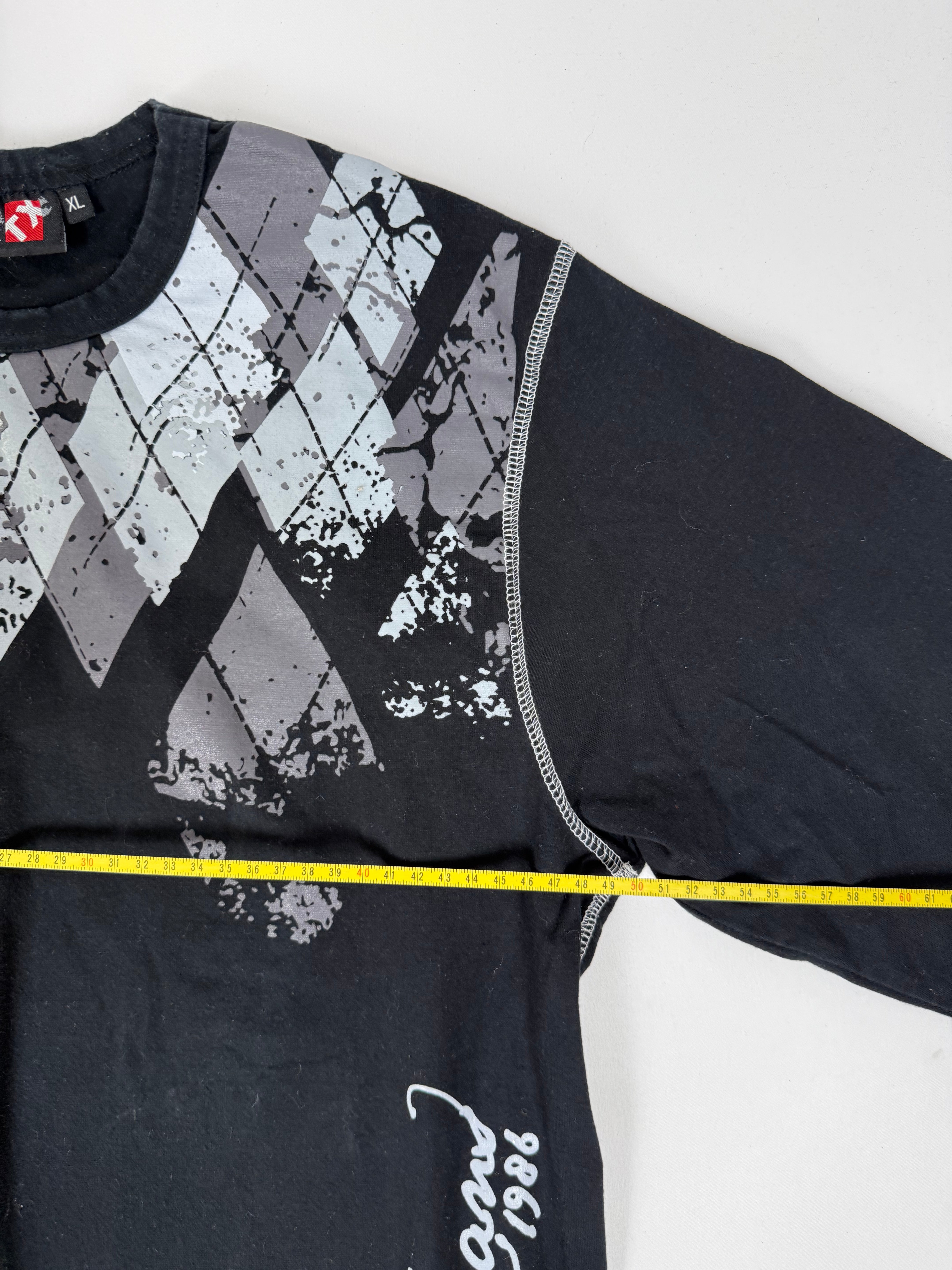 Black graphic cotton long sleeves top (XL)