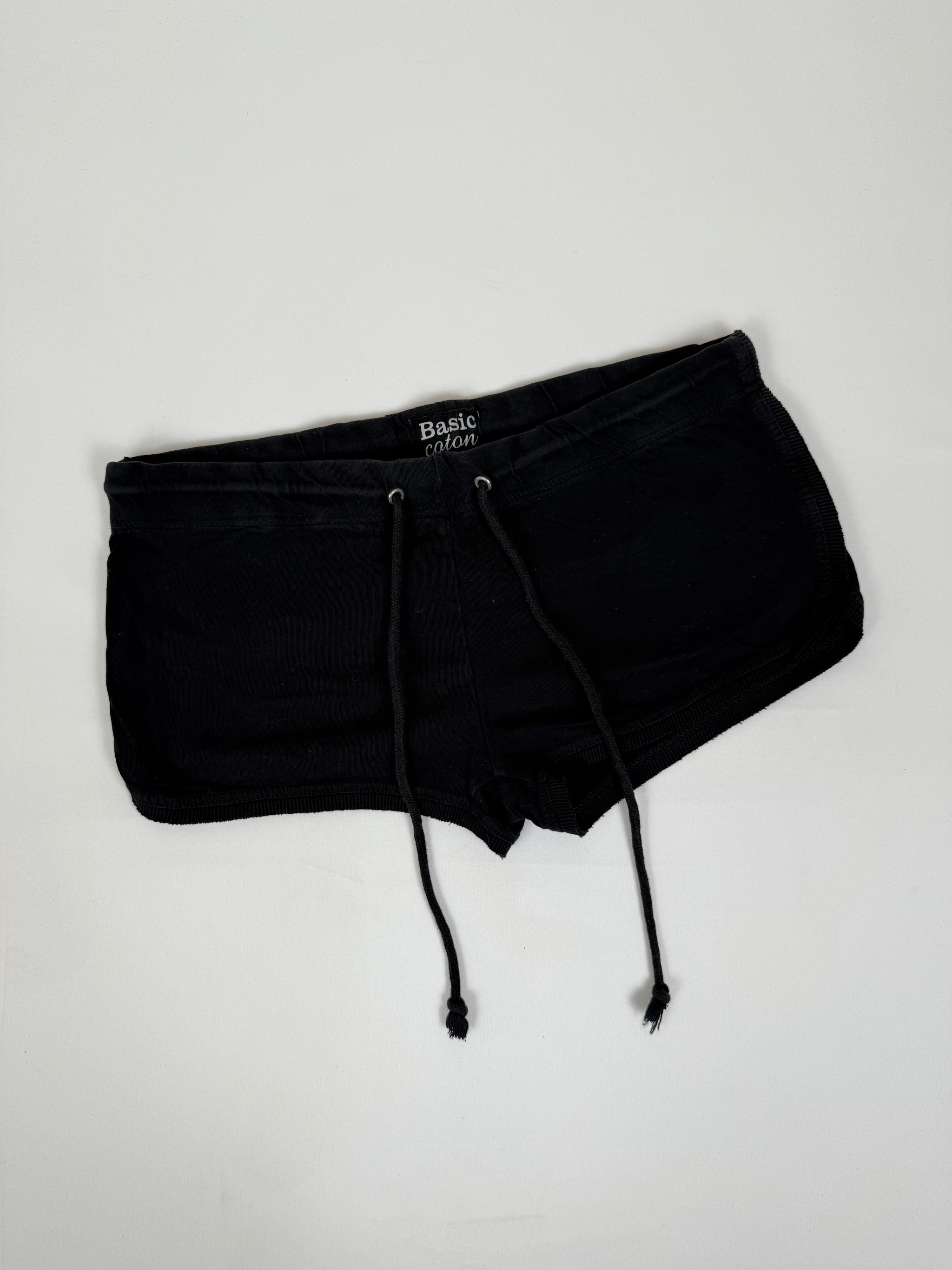 Black activewear mini short (L)