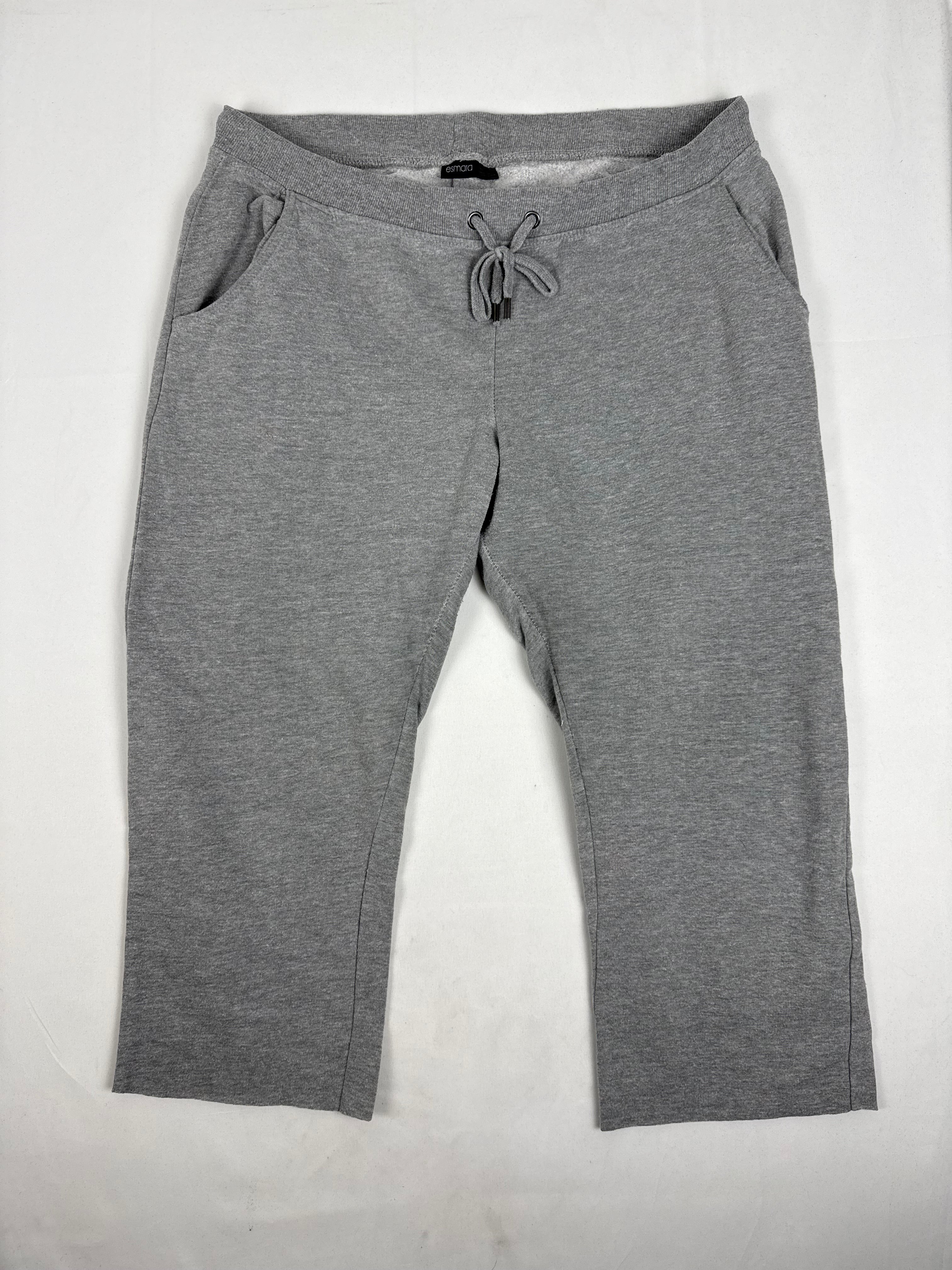 Grey low waist activewear capri pants (XL)