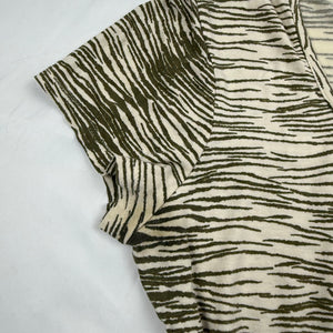 Khaki tiger print cotton tee (L)