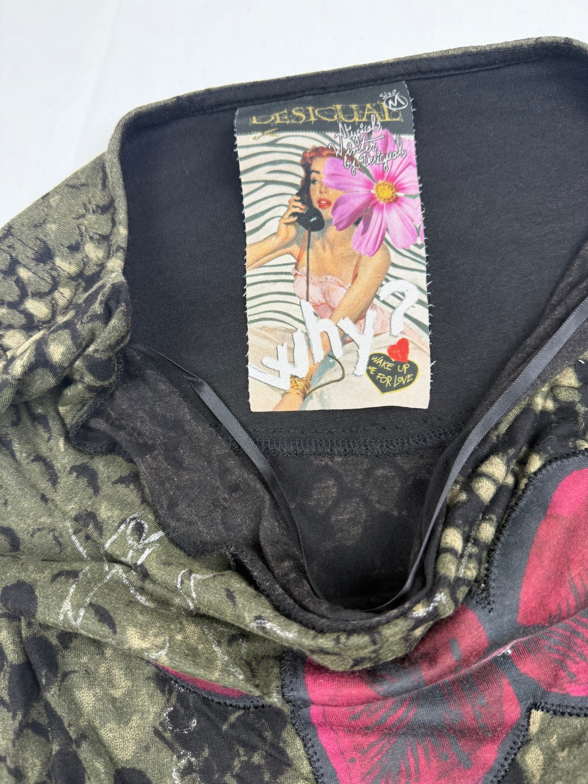 Khaki snake print long sleeves plunge neck top (S/M)