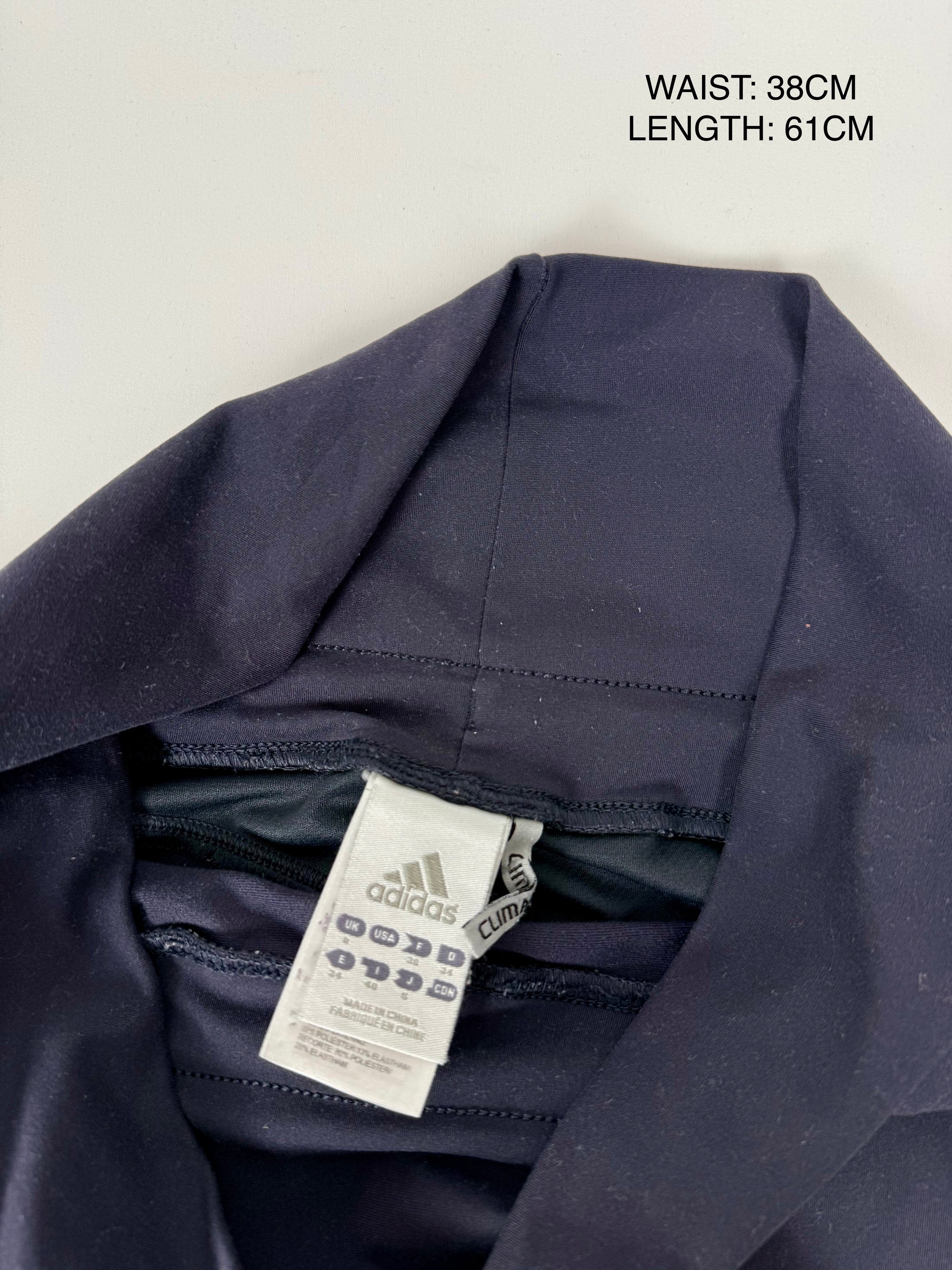 Navy activewear low rise capri pants (S)