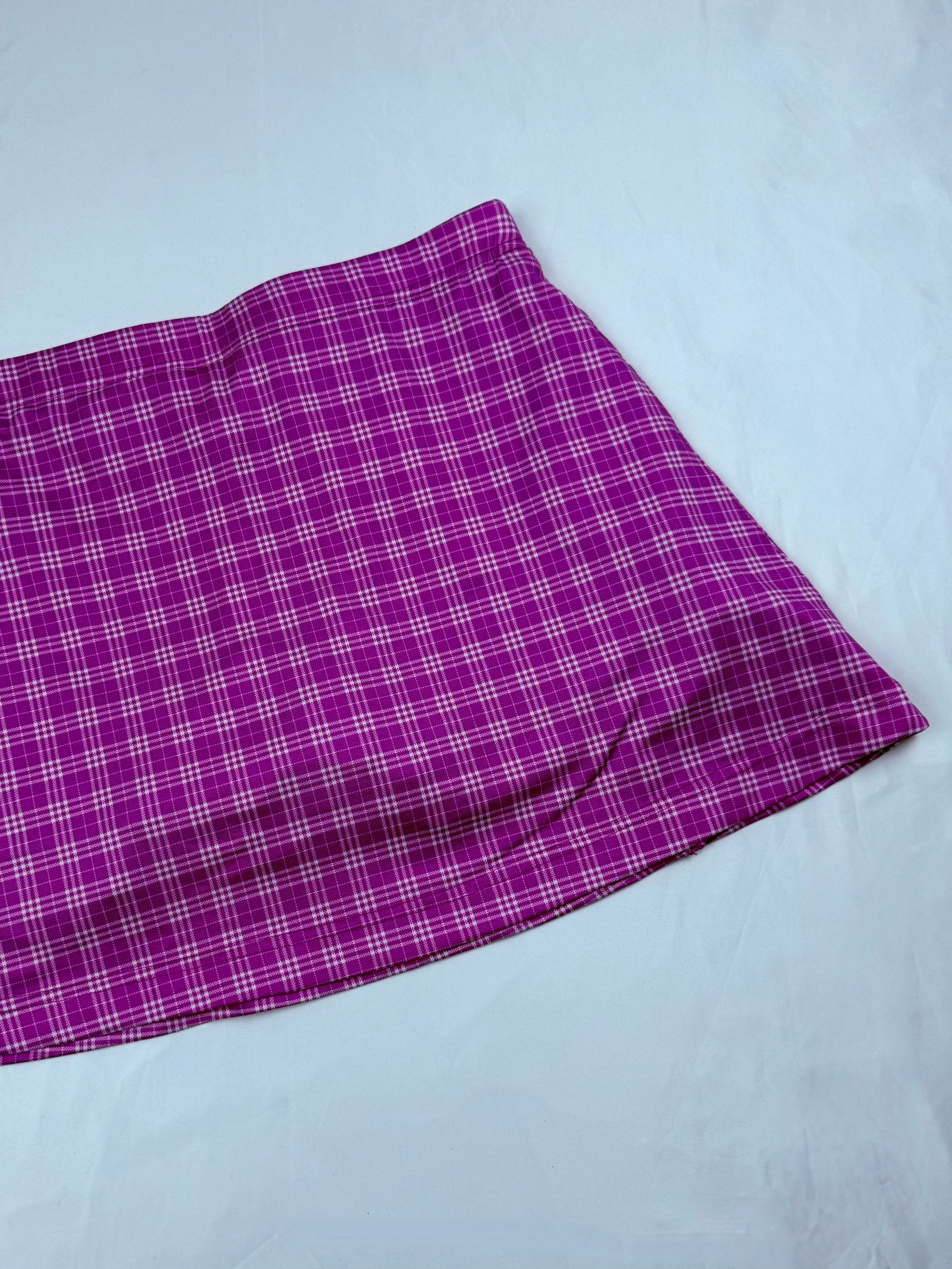 Pink check print low rise pleated mini tennis skirt (S)