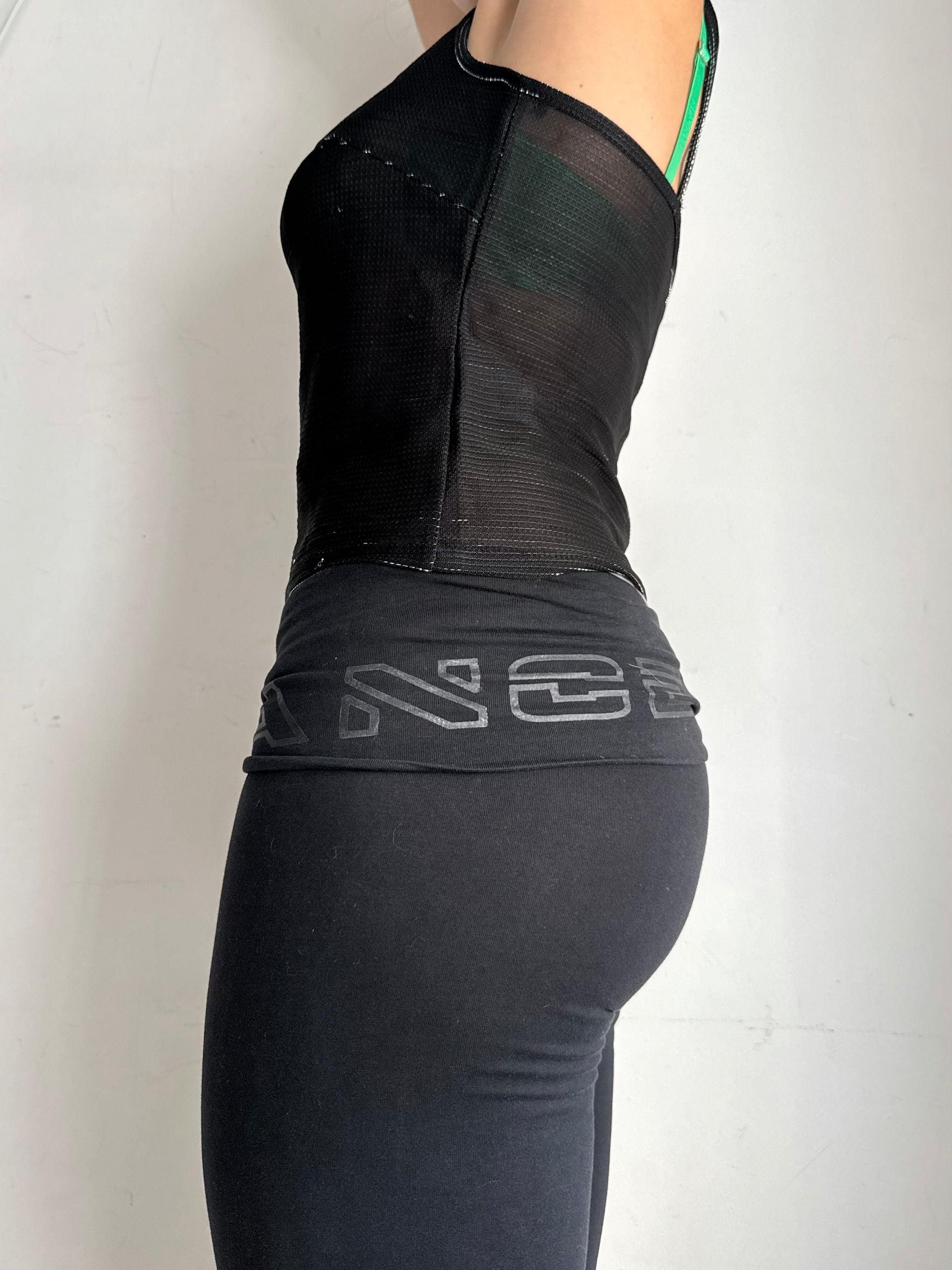 Black glitters top (M)
