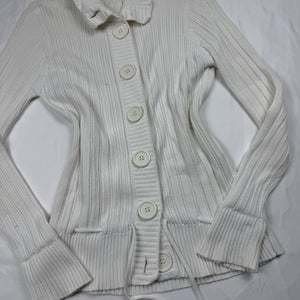 White ribbed buttons up jumper (M)