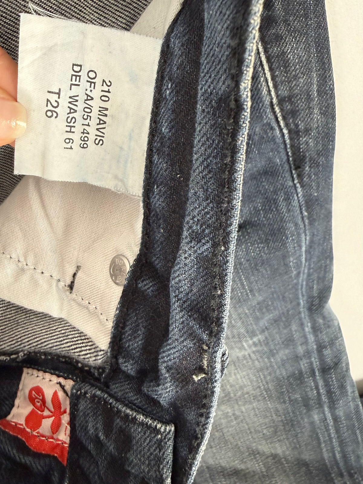 Black low rise straight legs denim pants (XS)