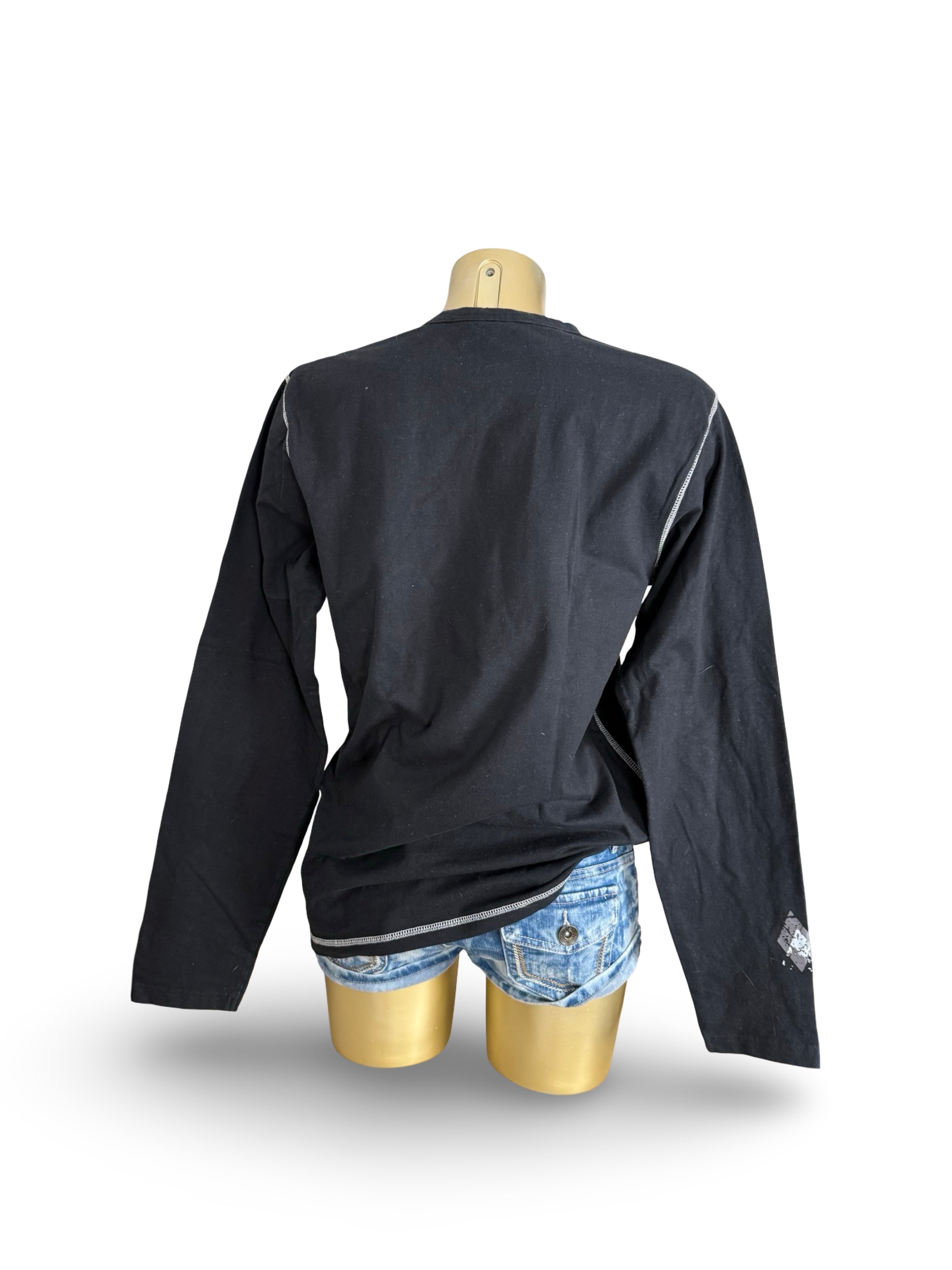 Black graphic cotton long sleeves top (XL)