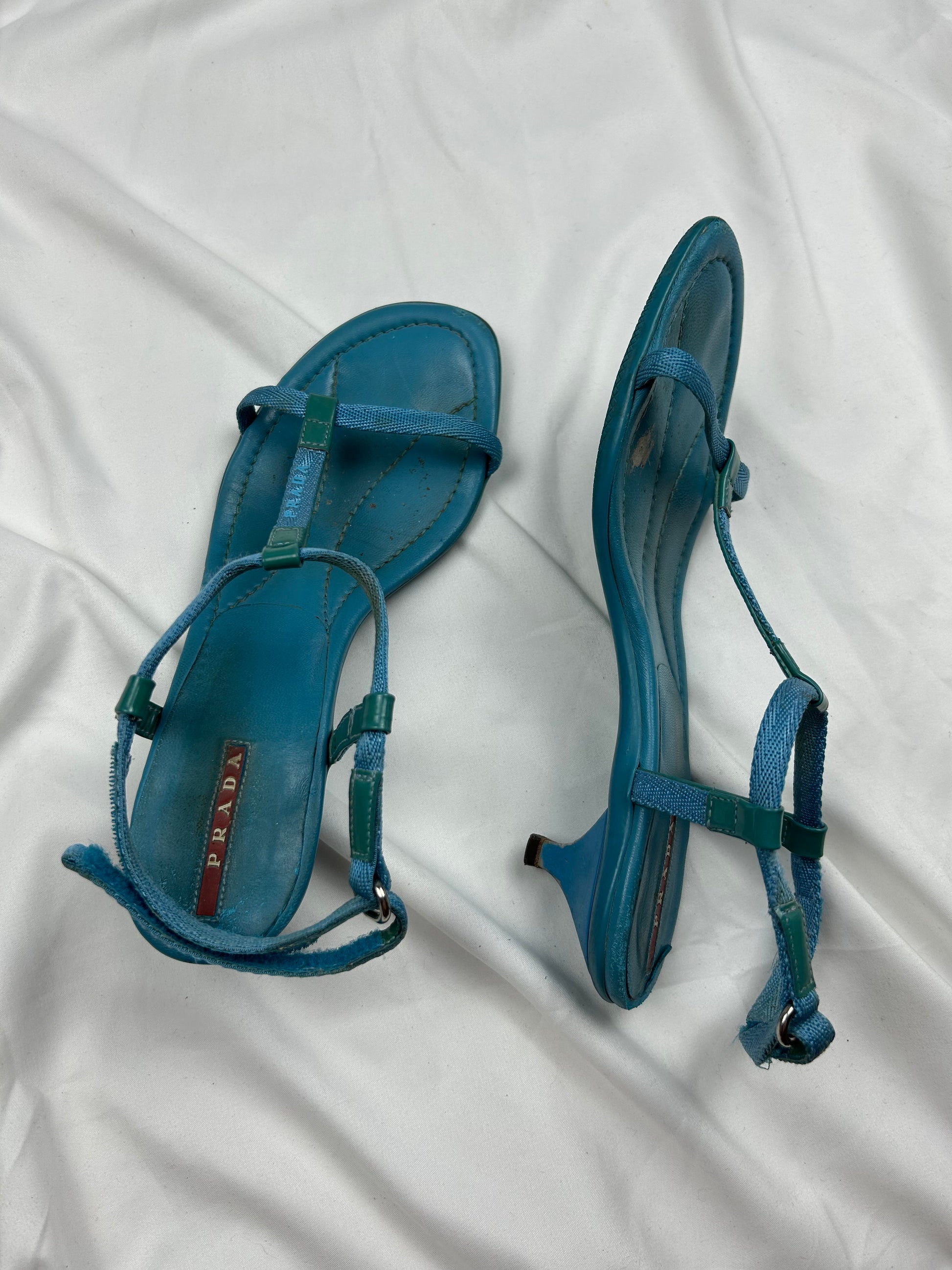 Blue kitten heels sandals (39)