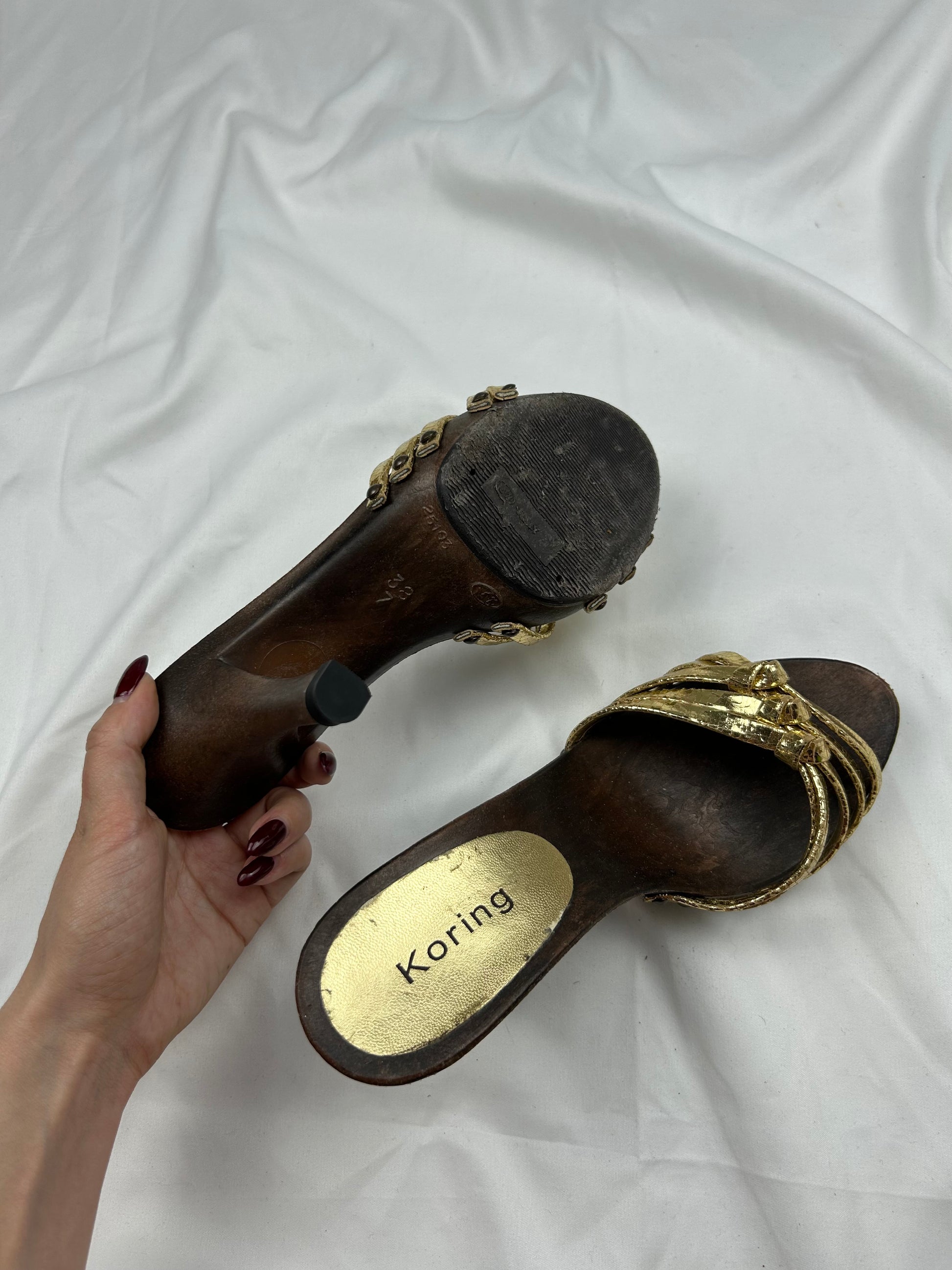 Gold wood heels mules (38)
