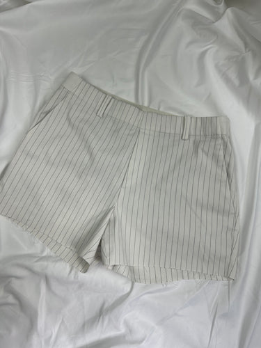 White striped office low rise mini short (S)