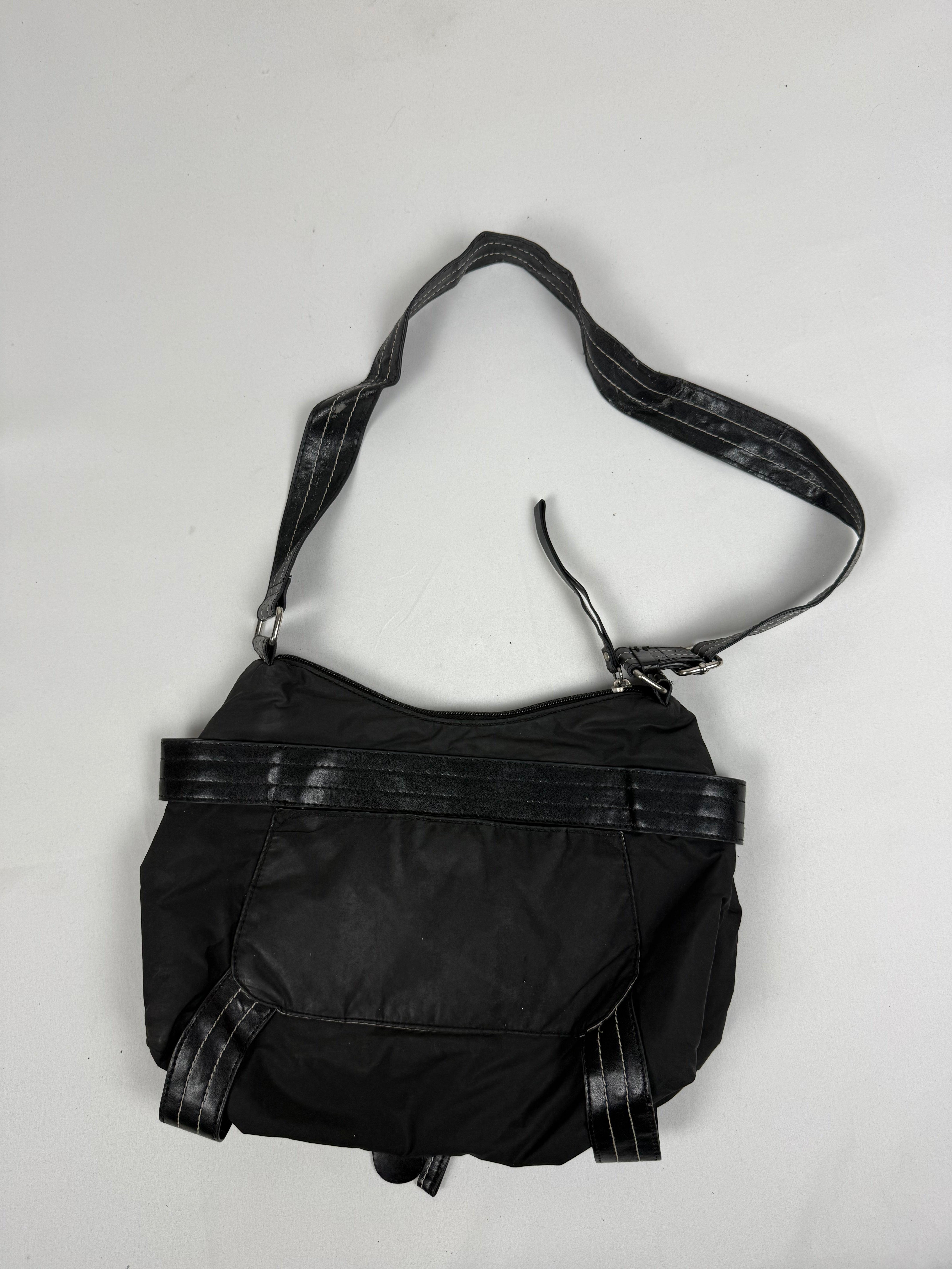 Black besace crossbody bag (30x27cm)