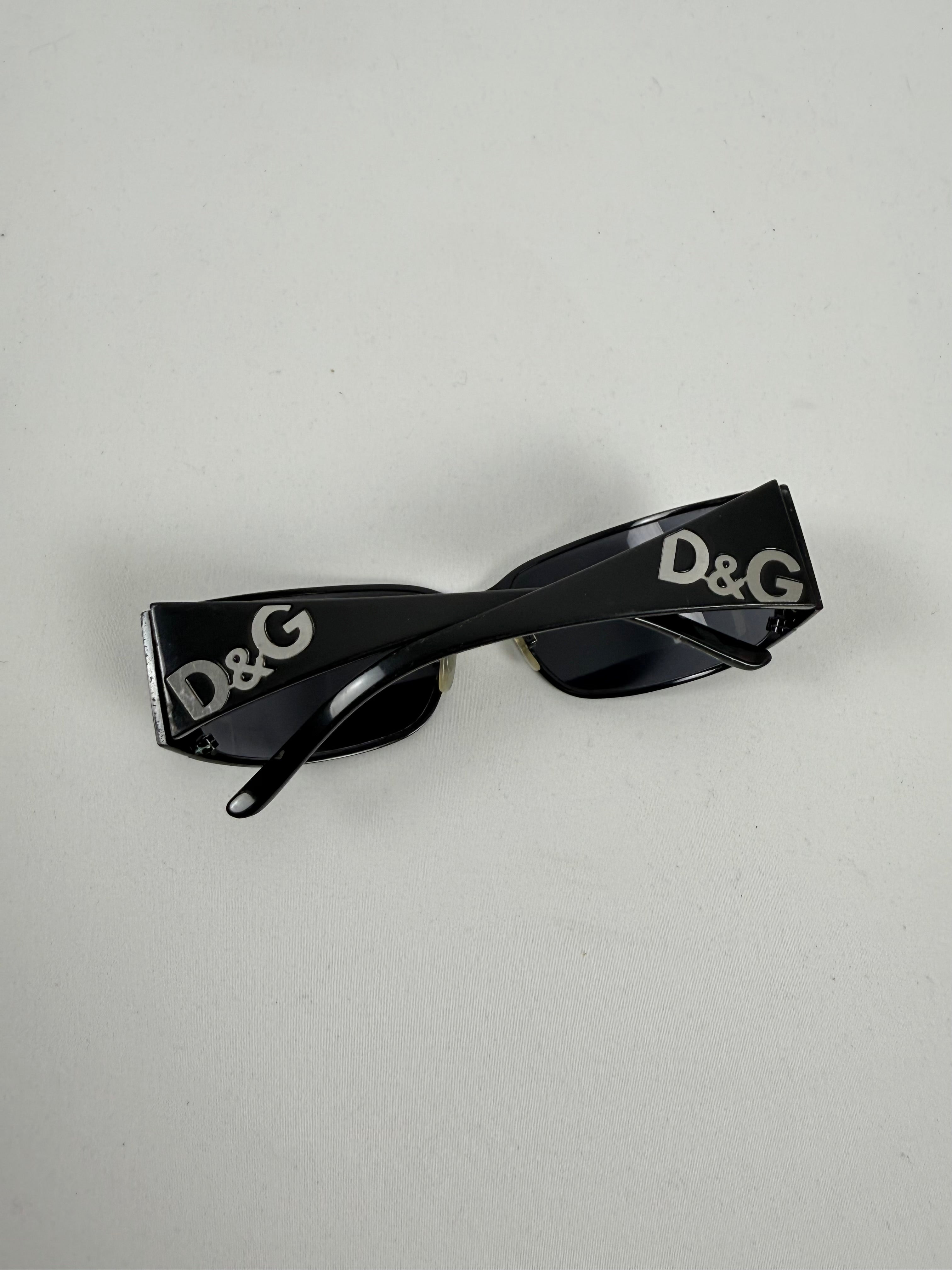 Lunettes de vue grises et argentées pour le bureau