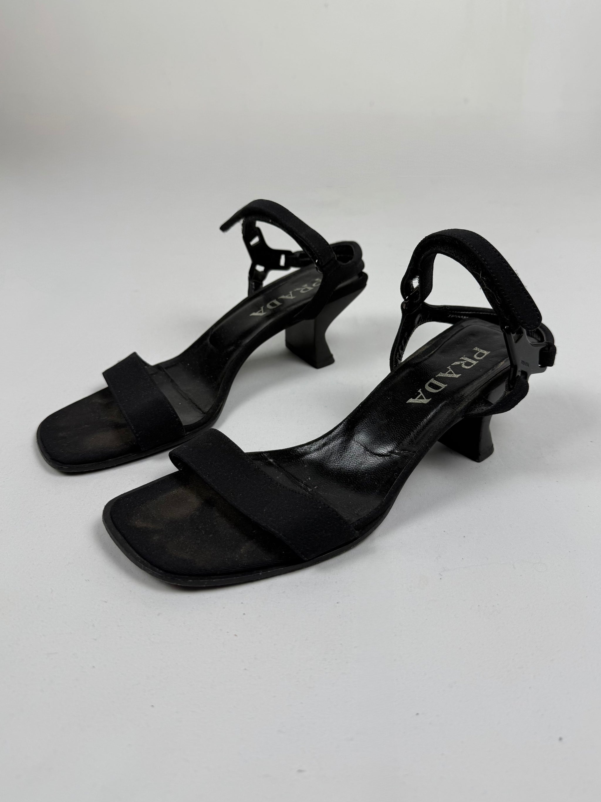 Black buckle belt real leather heels (37)