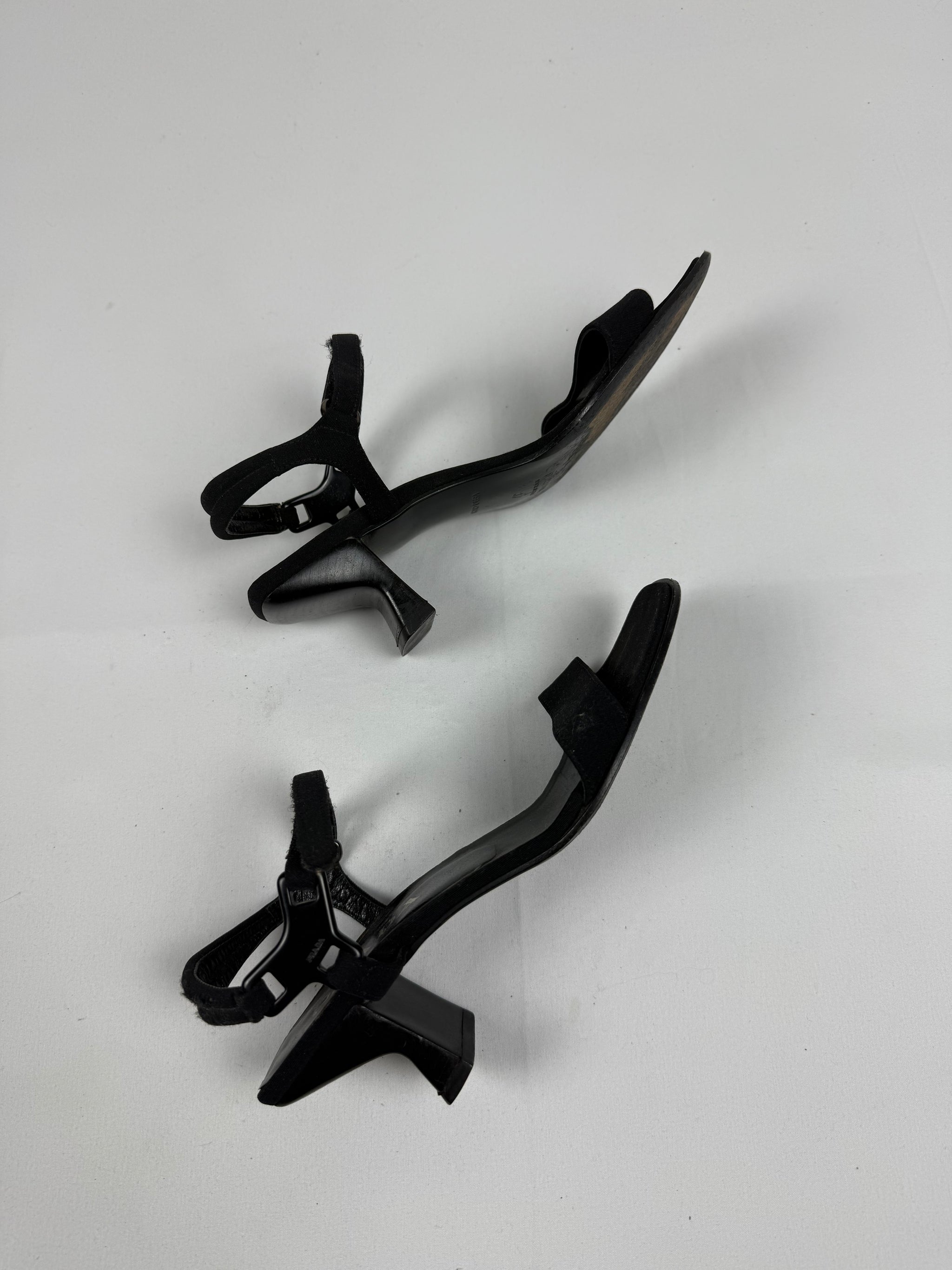 Black buckle belt real leather heels (37)