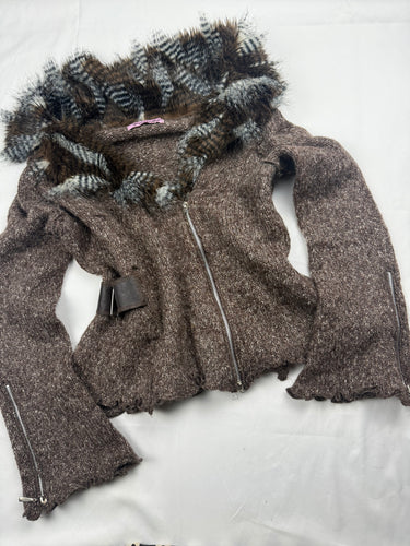 Brown faux fur neck zip up knitted  jacket (M/L)