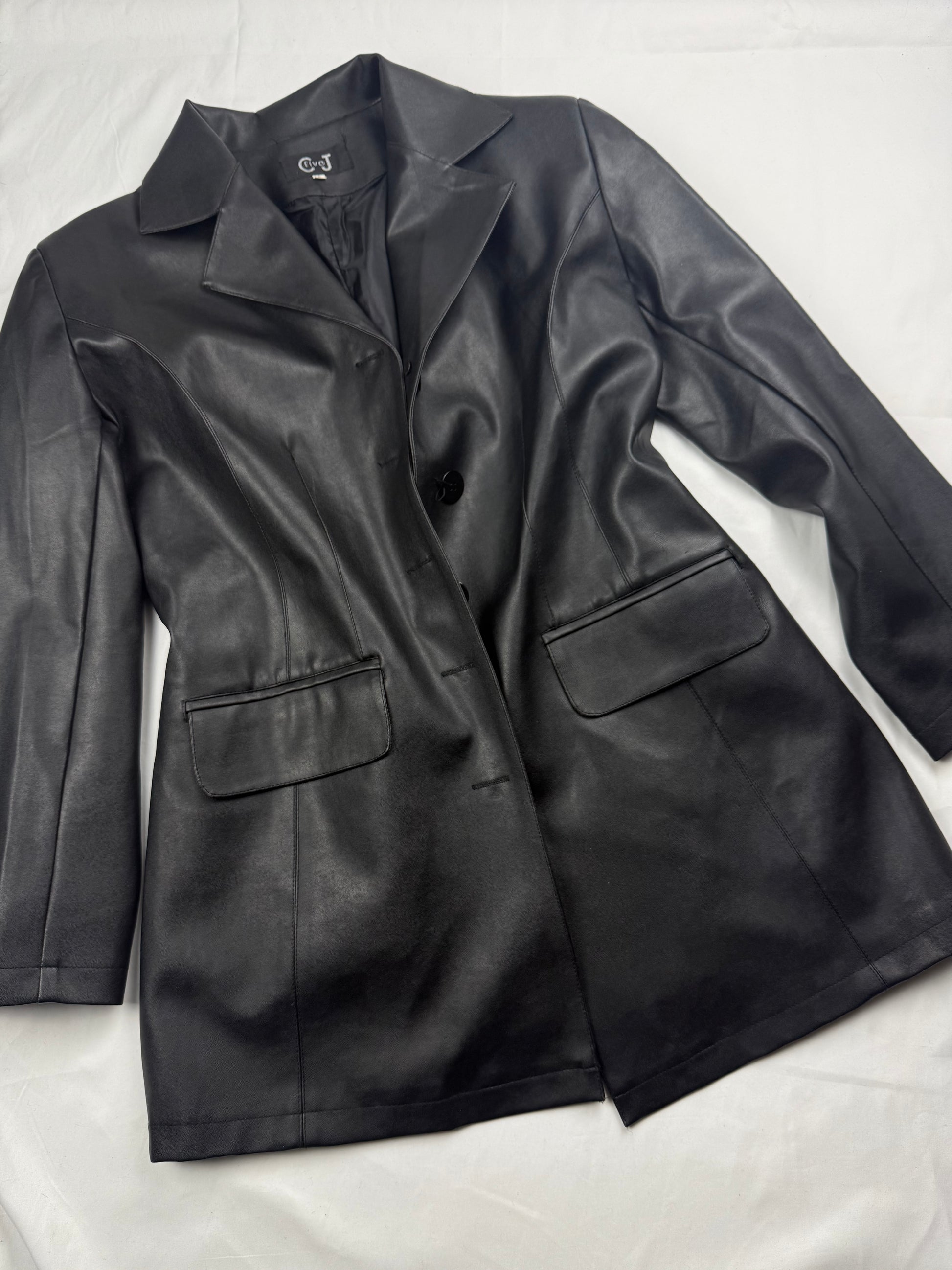 Black pvc leather trench jacket (L)