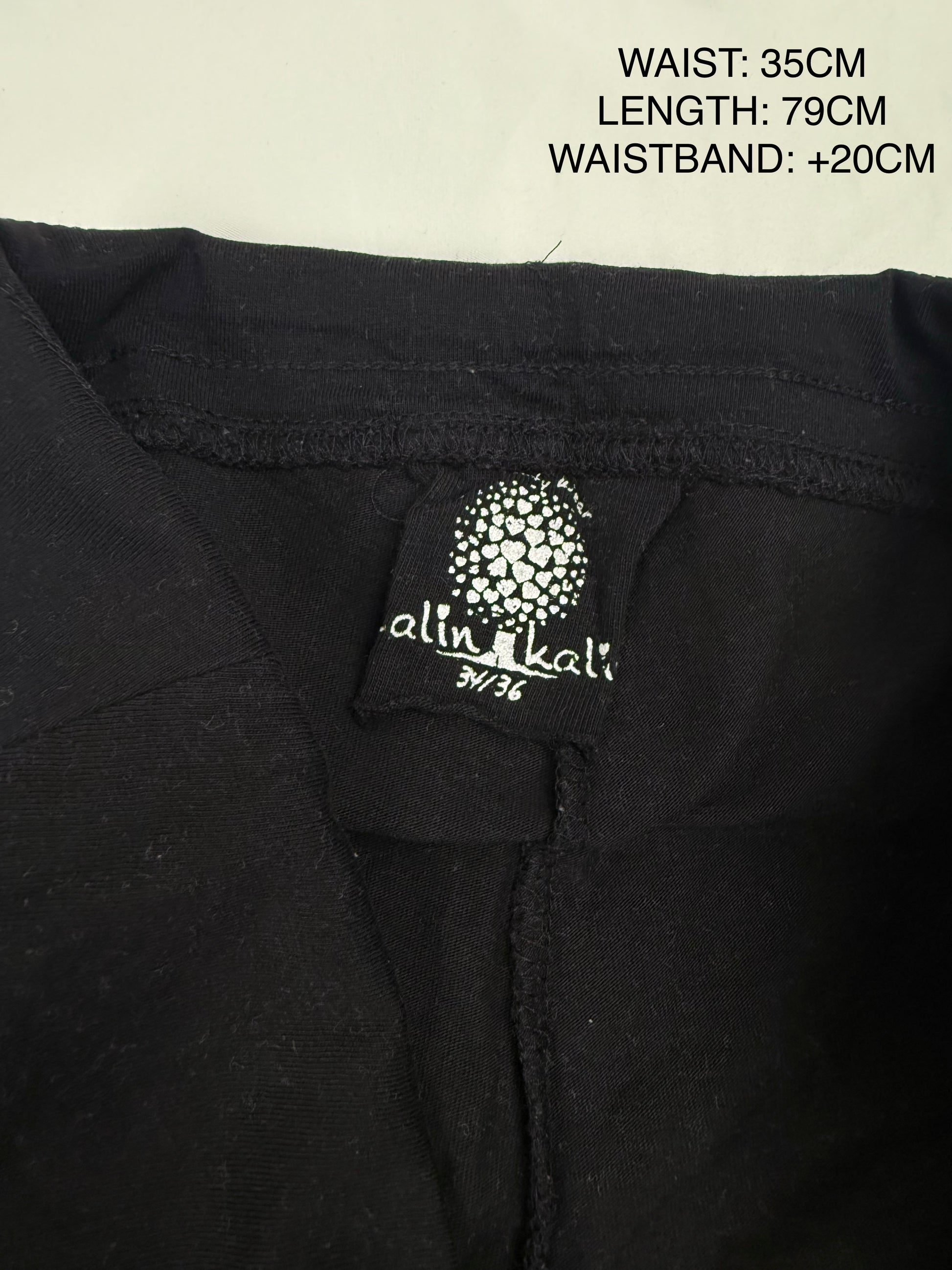 Black cotton low rise joggers pants (XS/S)