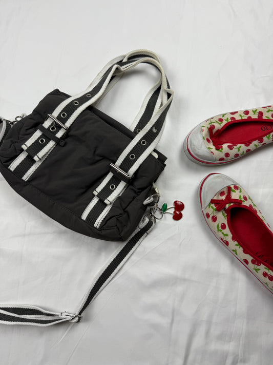 Grey buckle belt cherry charms medium shoulder bag (25x19cm)