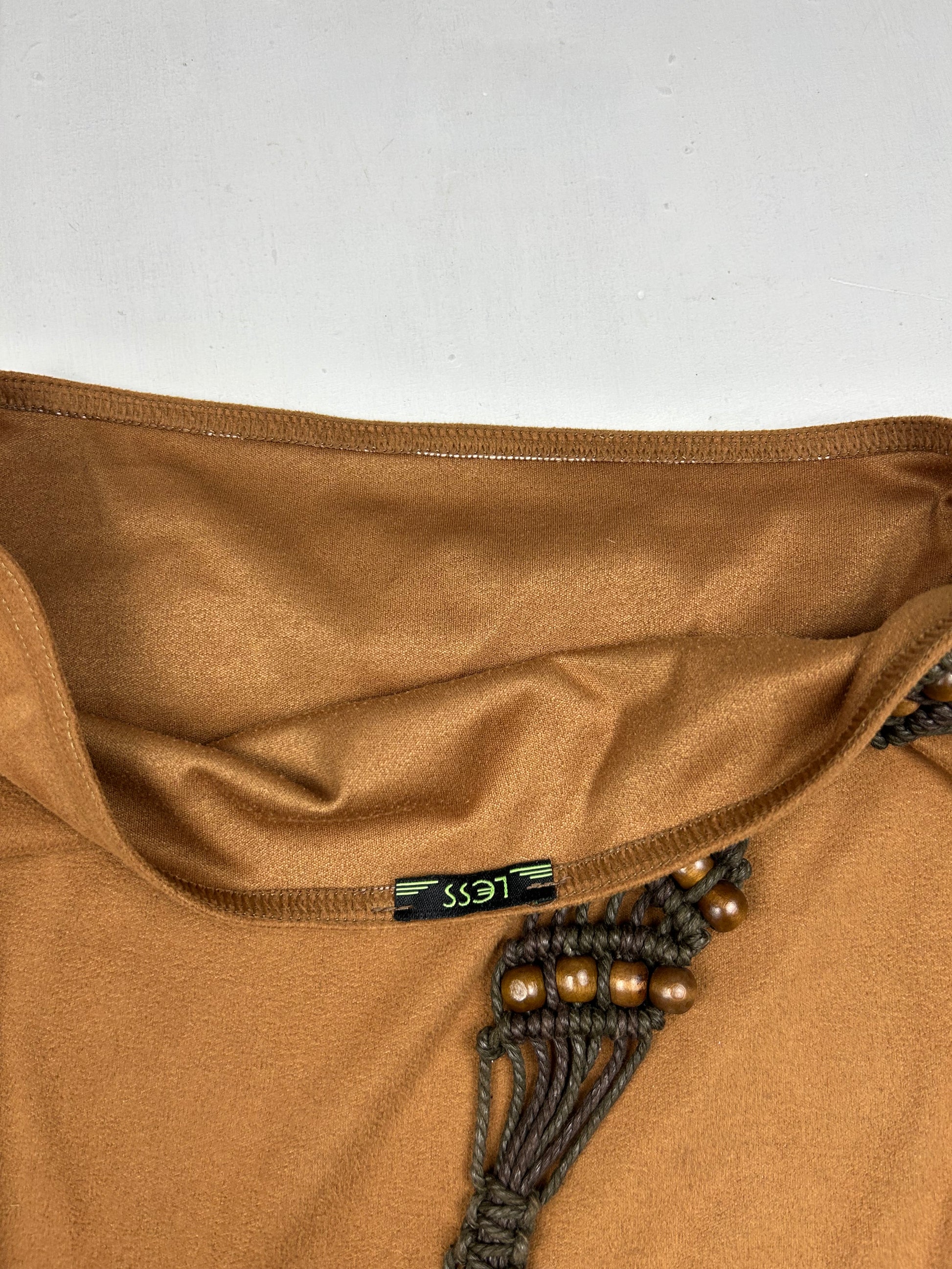 Beige fleece low rise mid skirt (S)