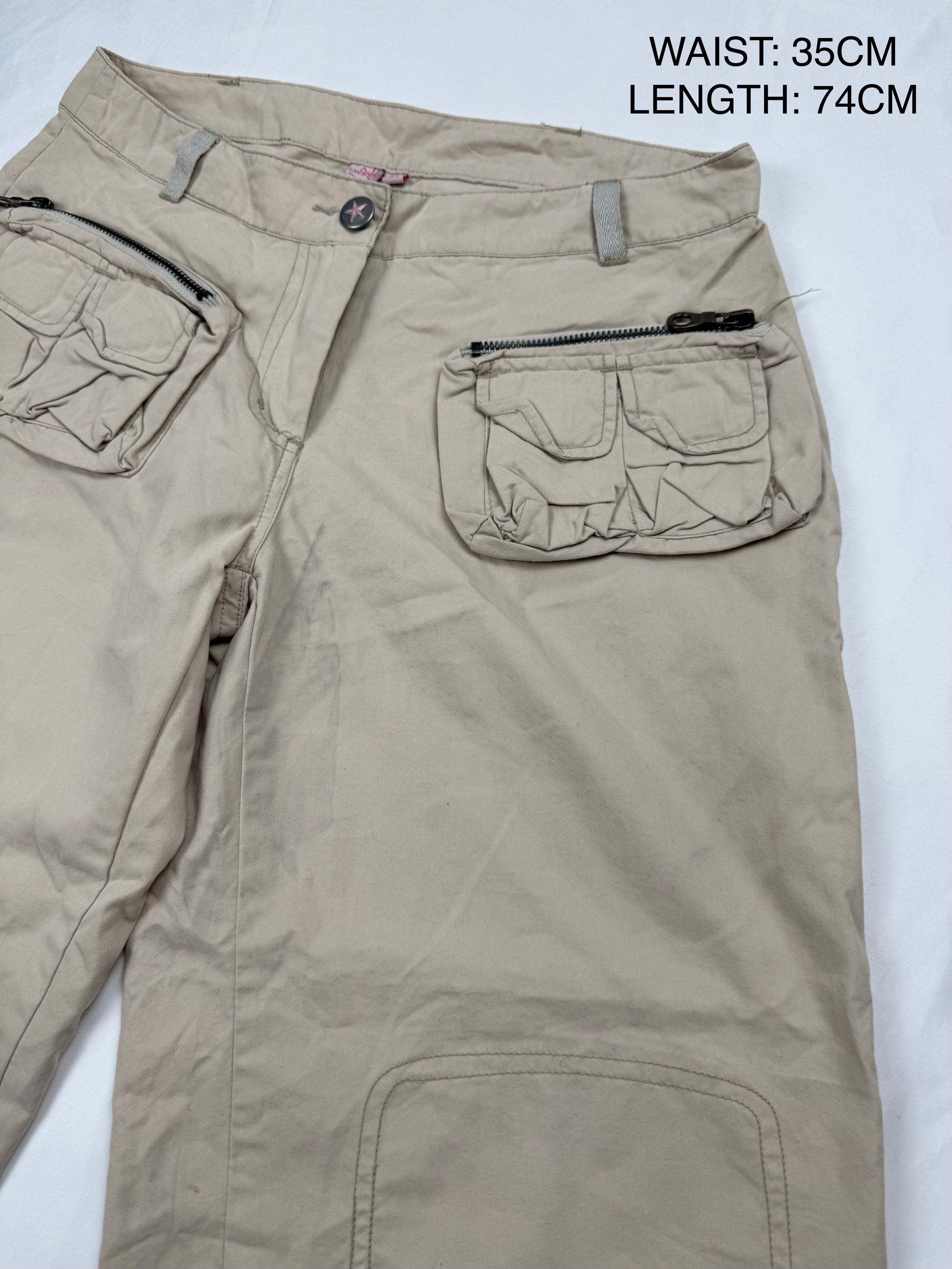 Beige low rise cargo capri pants (XS/S)
