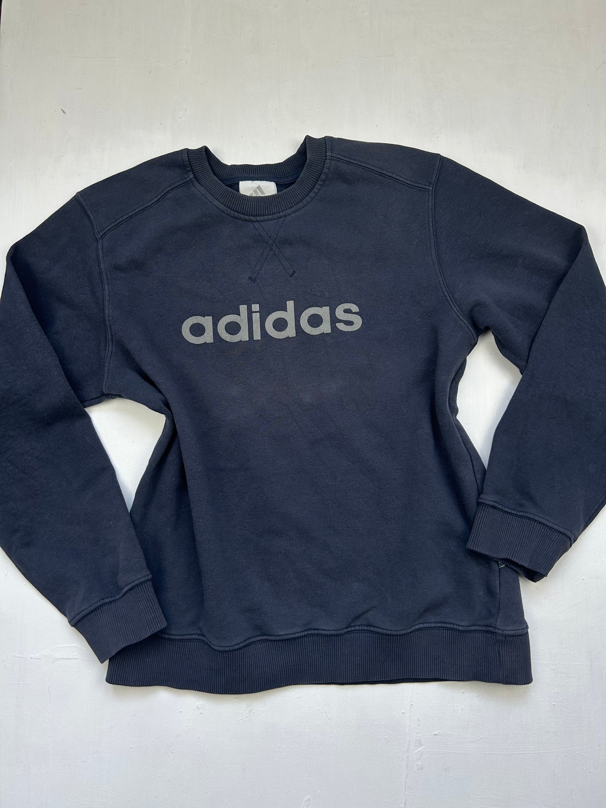 Navy logo round neck sweatshirt (S/M)