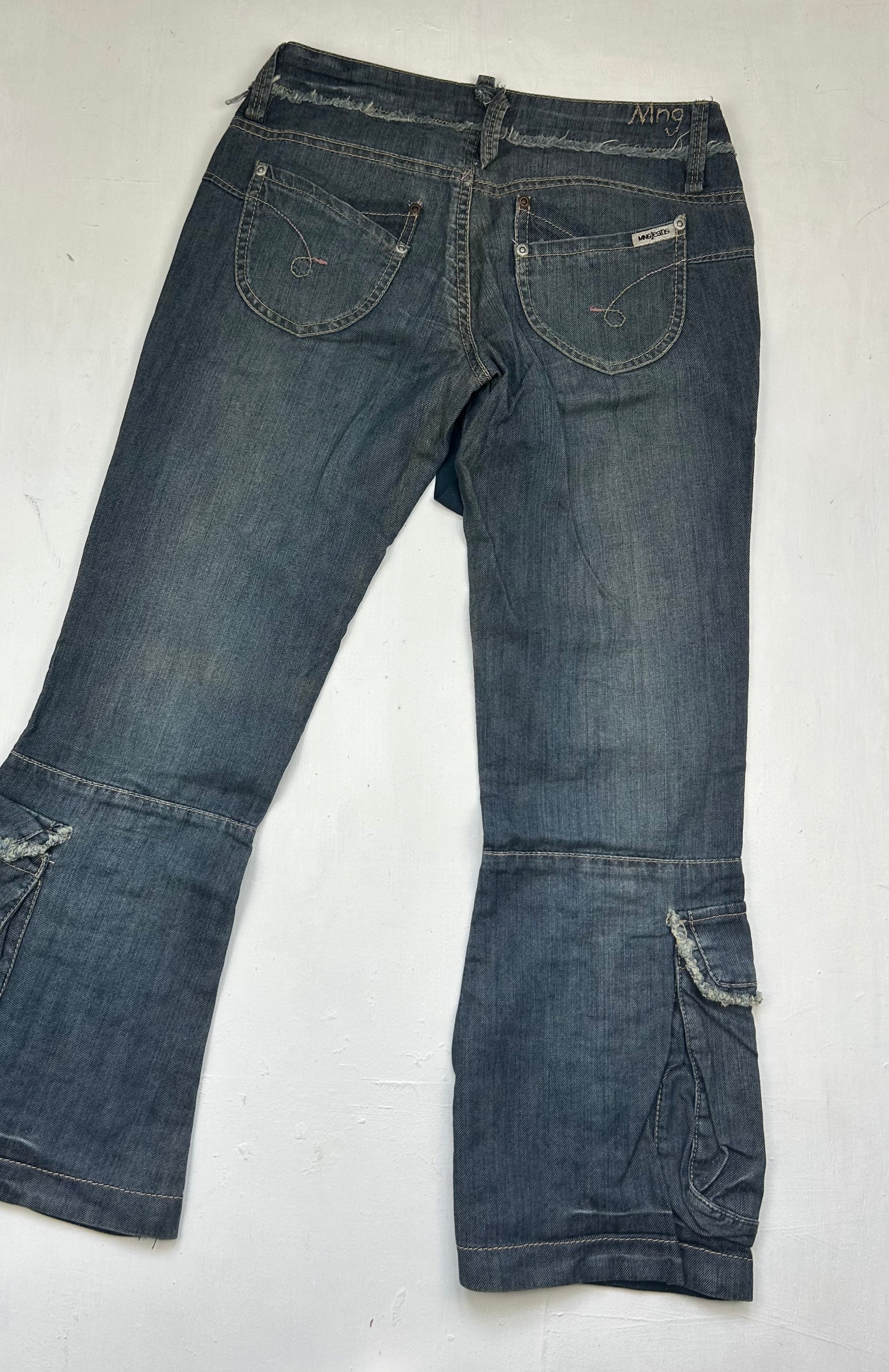 Navy denim low rise capri pants (S)