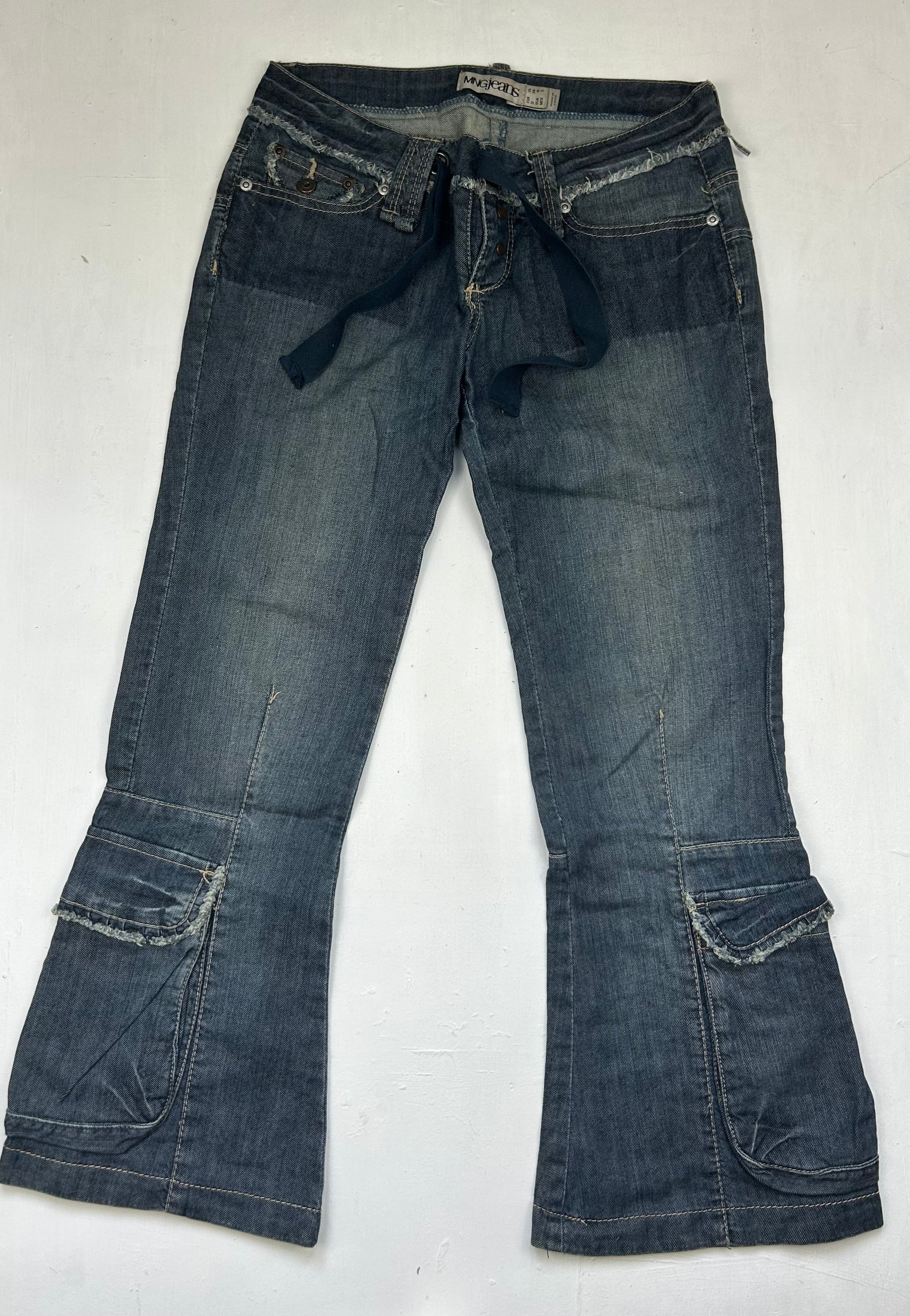 Navy denim low rise capri pants (S)